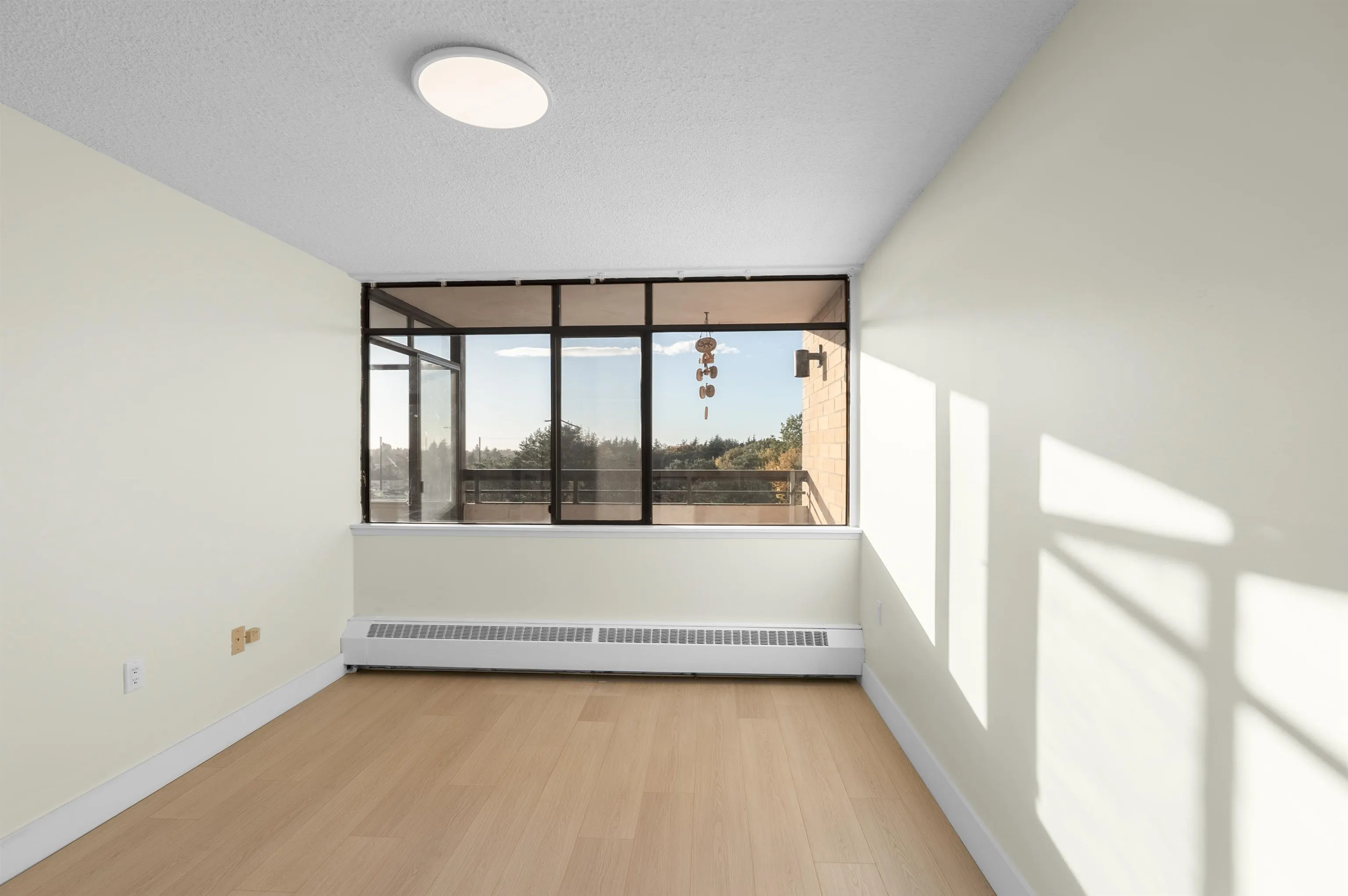6631 Minoru Boulevard #807