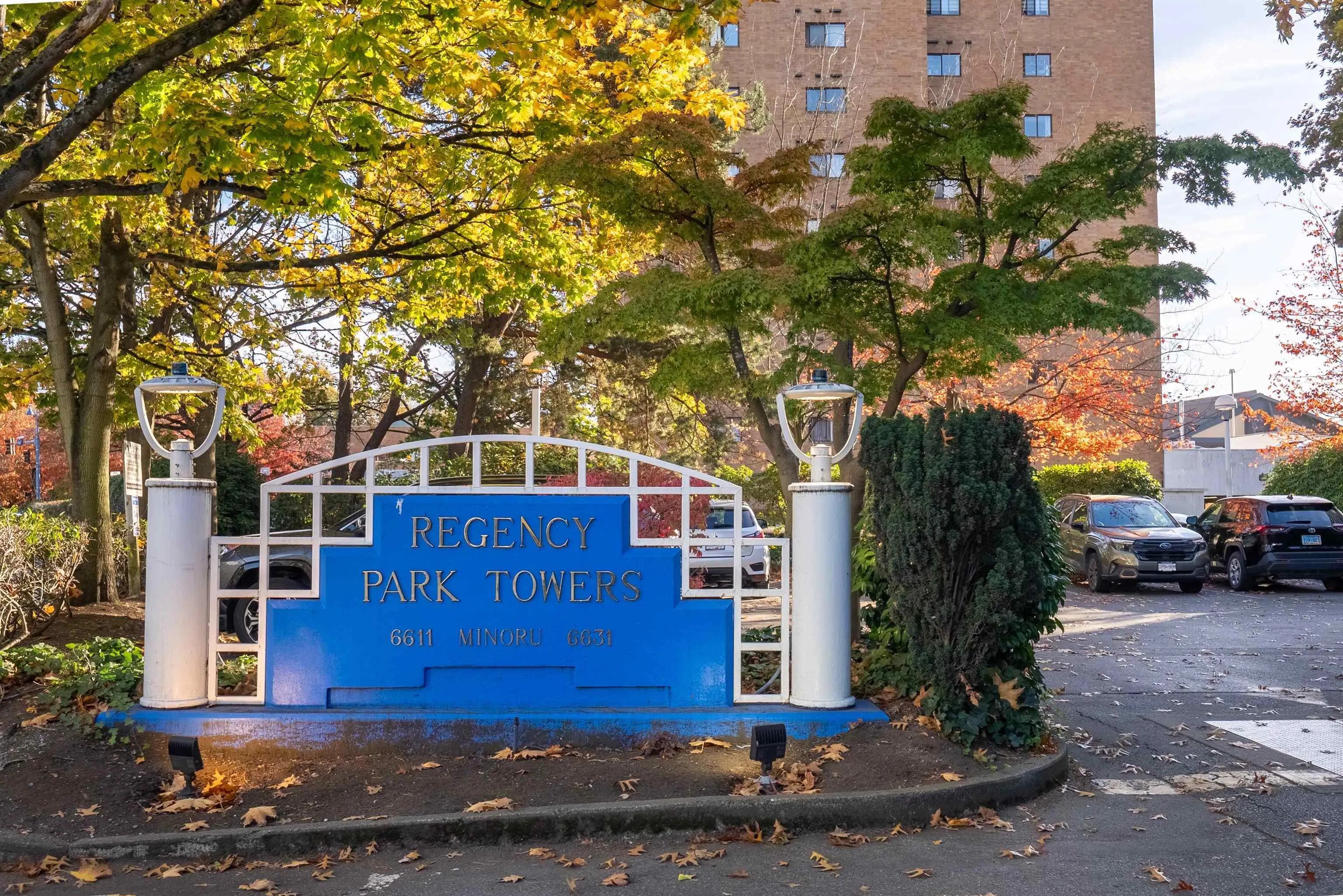 6631 Minoru Boulevard #807