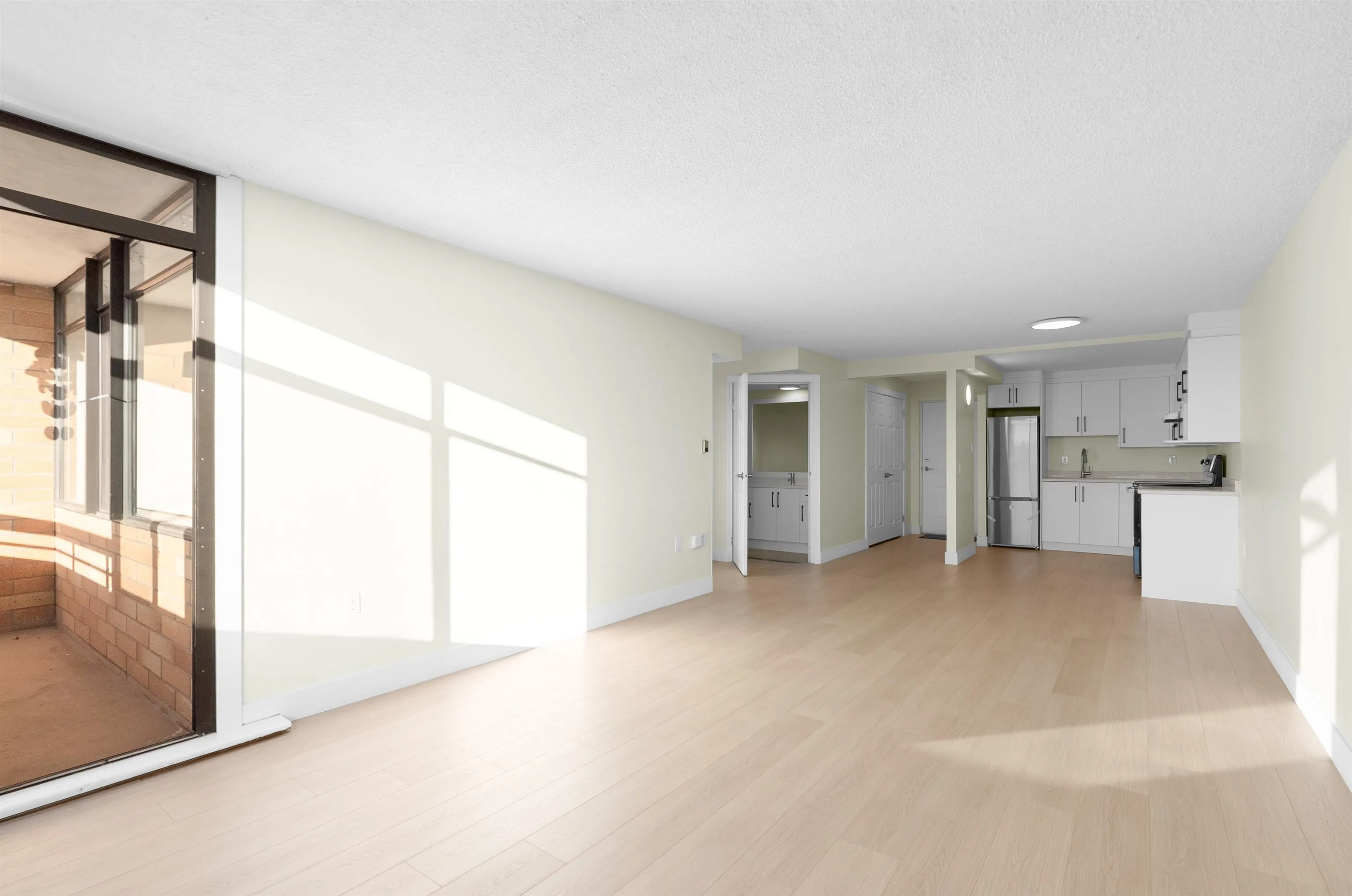 6631 Minoru Boulevard #807