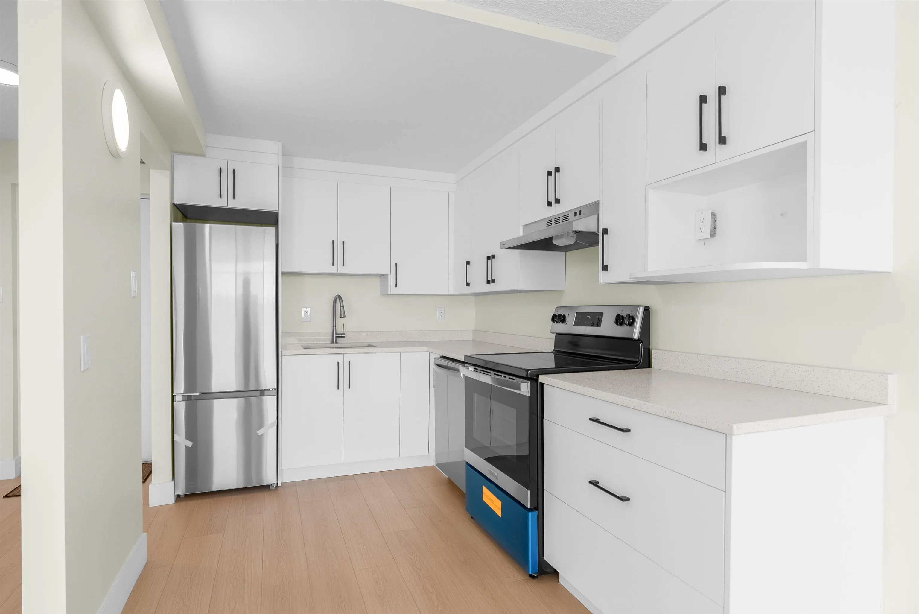6631 Minoru Boulevard #807