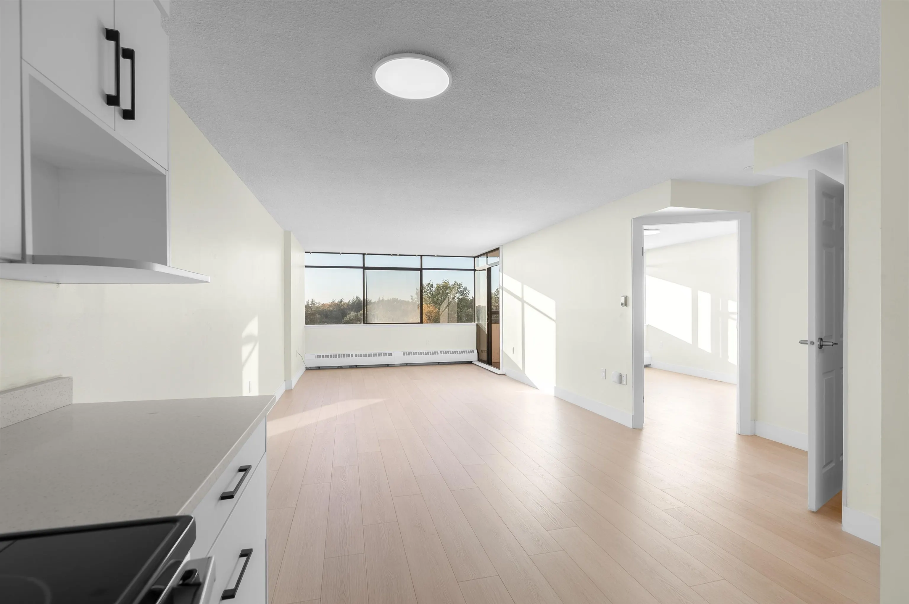 6631 Minoru Boulevard #807