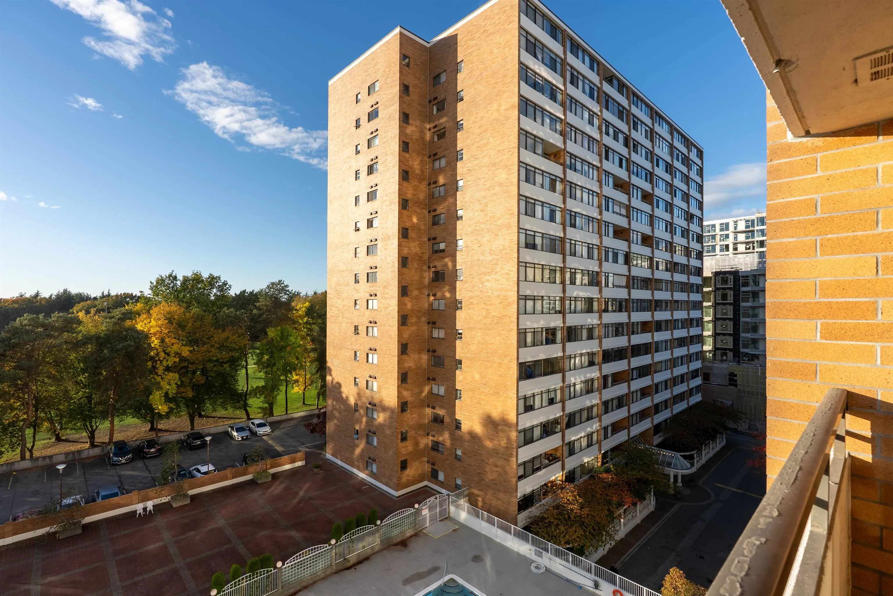 6631 Minoru Boulevard #807