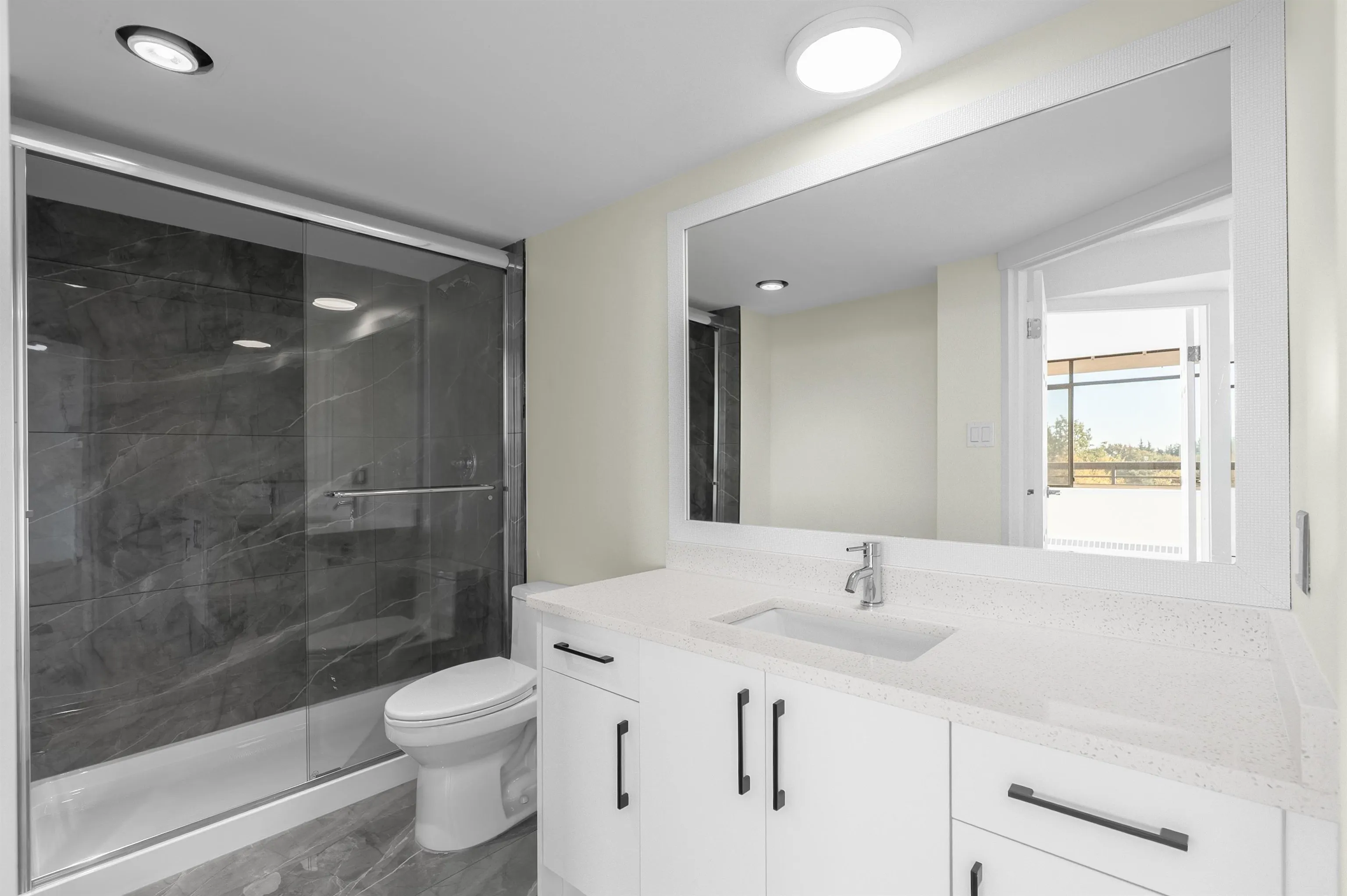 6631 Minoru Boulevard #807