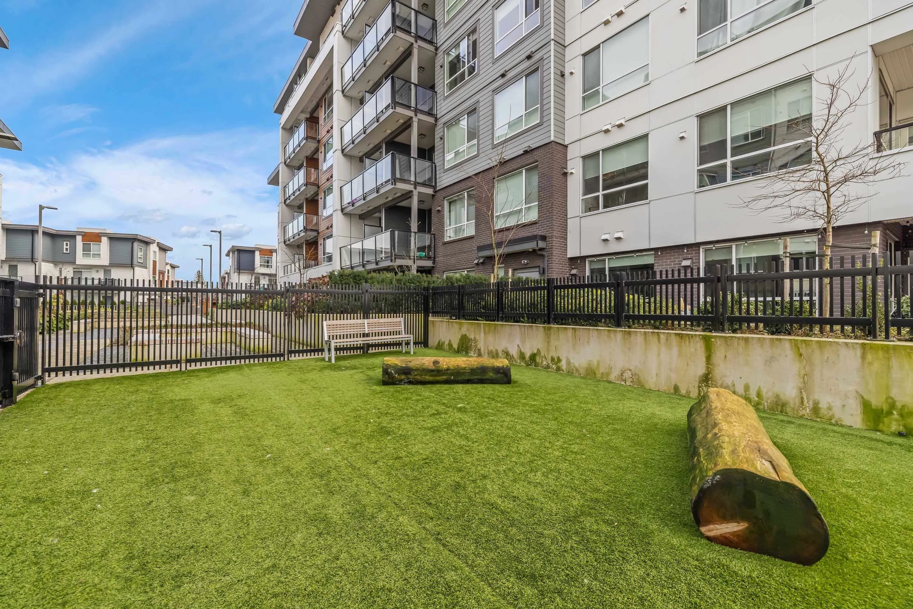 20834 80 Avenue #B611