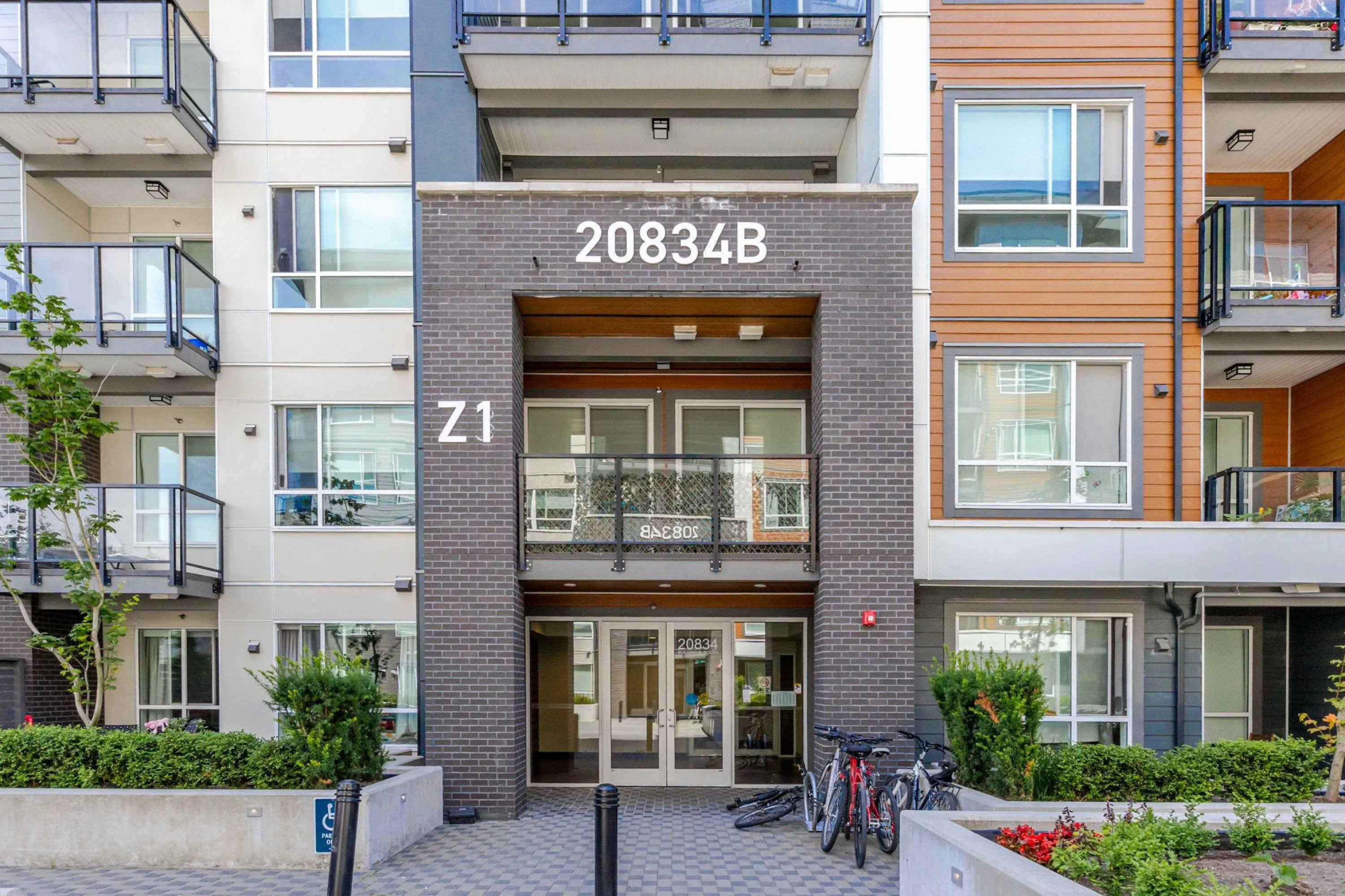 20834 80 Avenue #B611