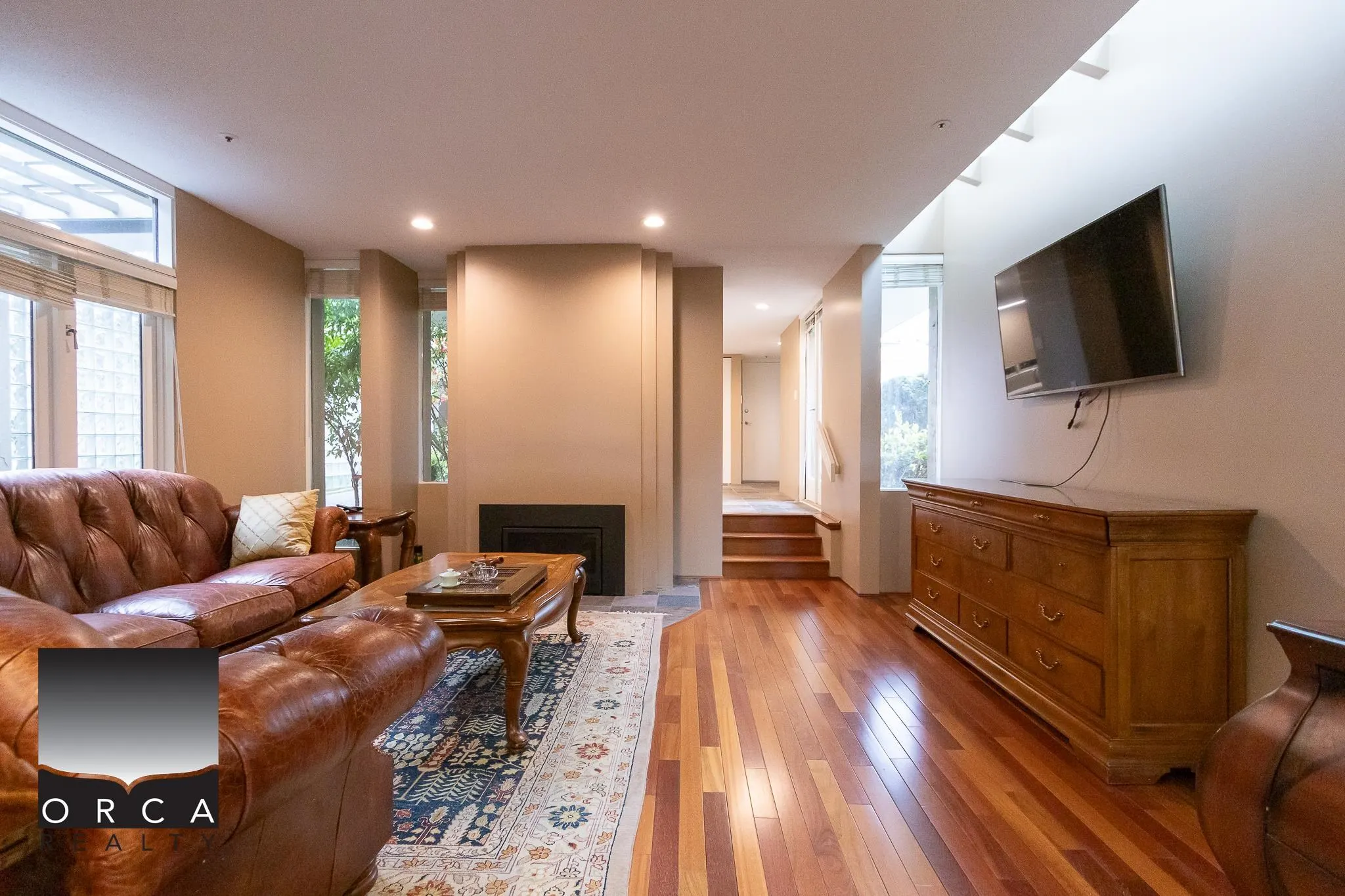 2424 Bellevue Avenue