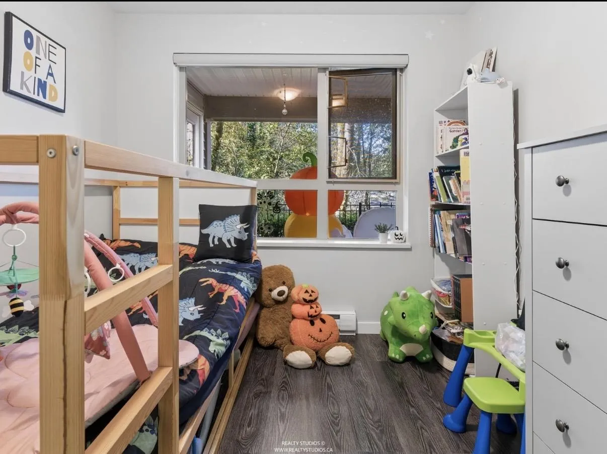 700 Klahanie Drive #103