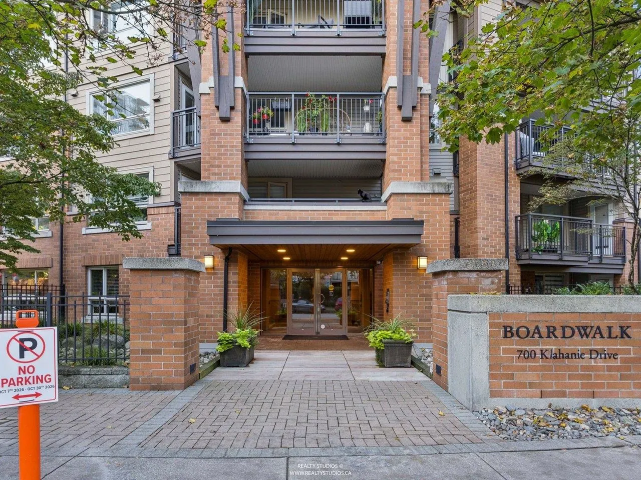 700 Klahanie Drive #103