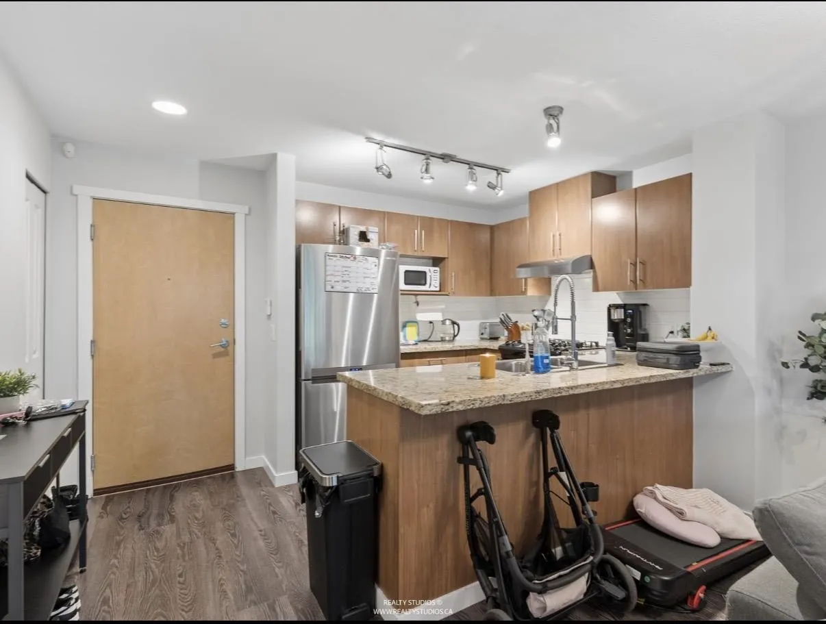 700 Klahanie Drive #103