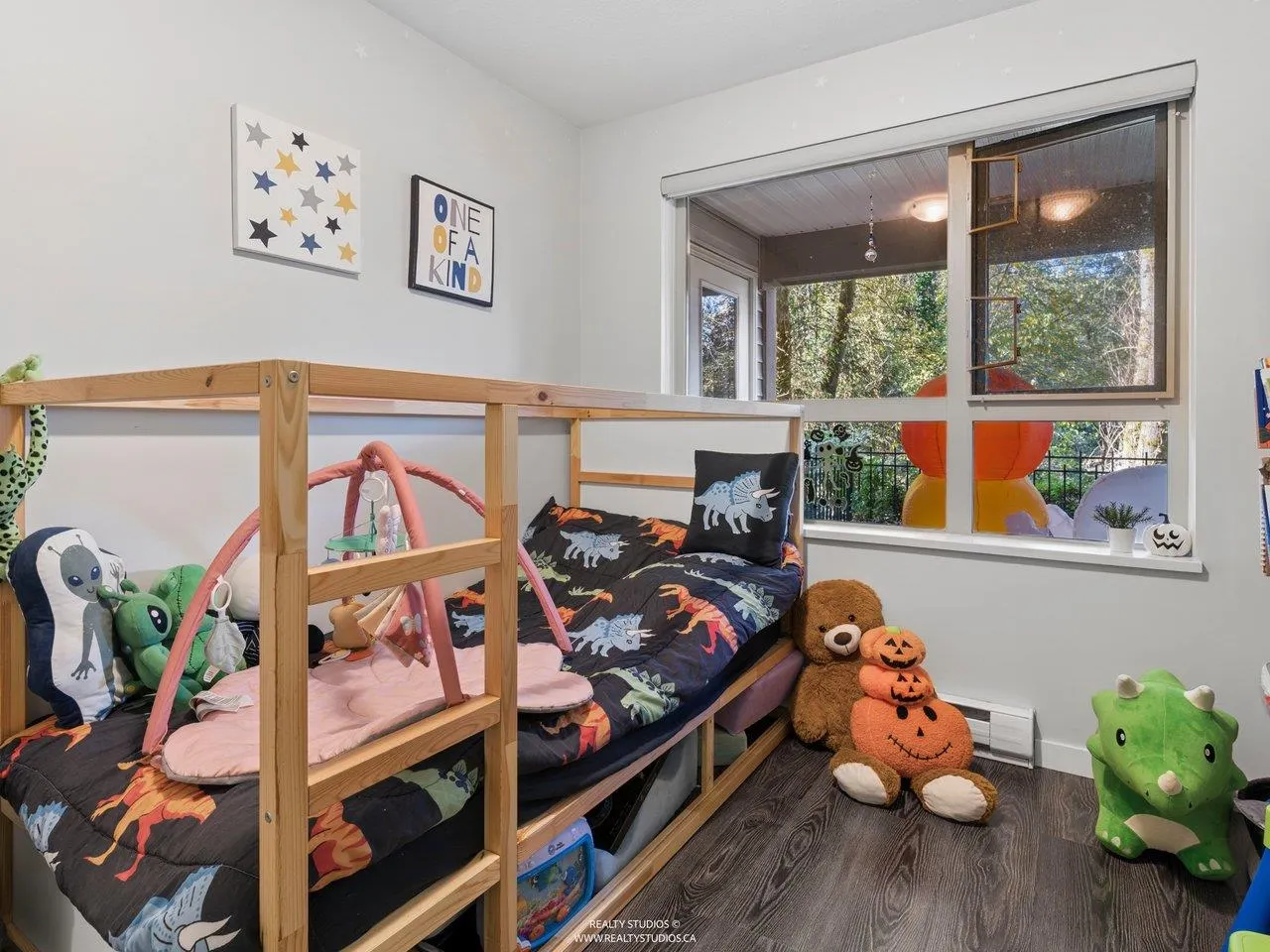 700 Klahanie Drive #103