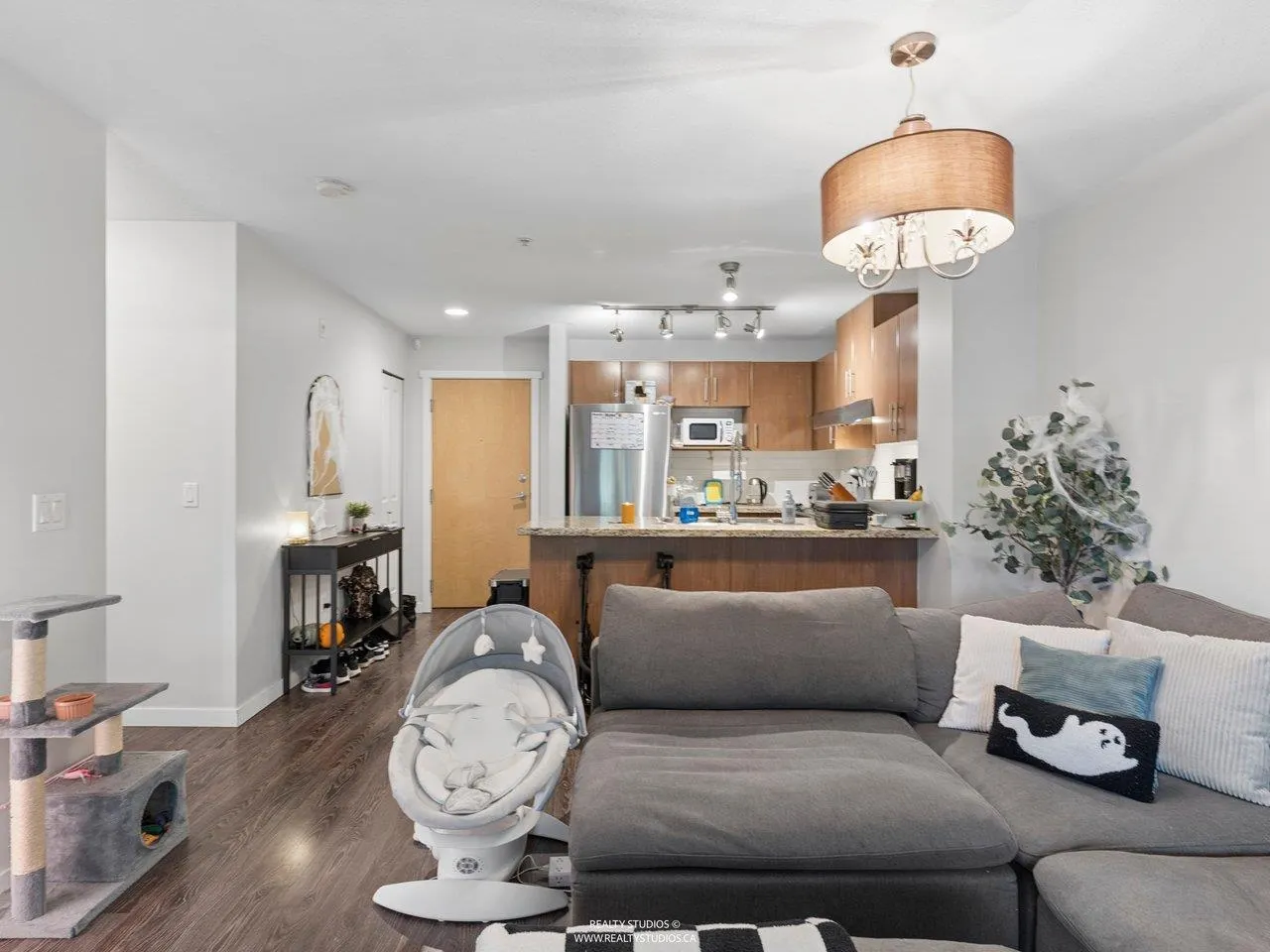 700 Klahanie Drive #103
