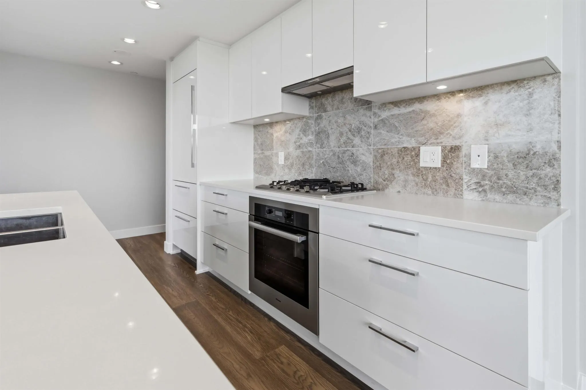 5410 Shortcut Road #1002