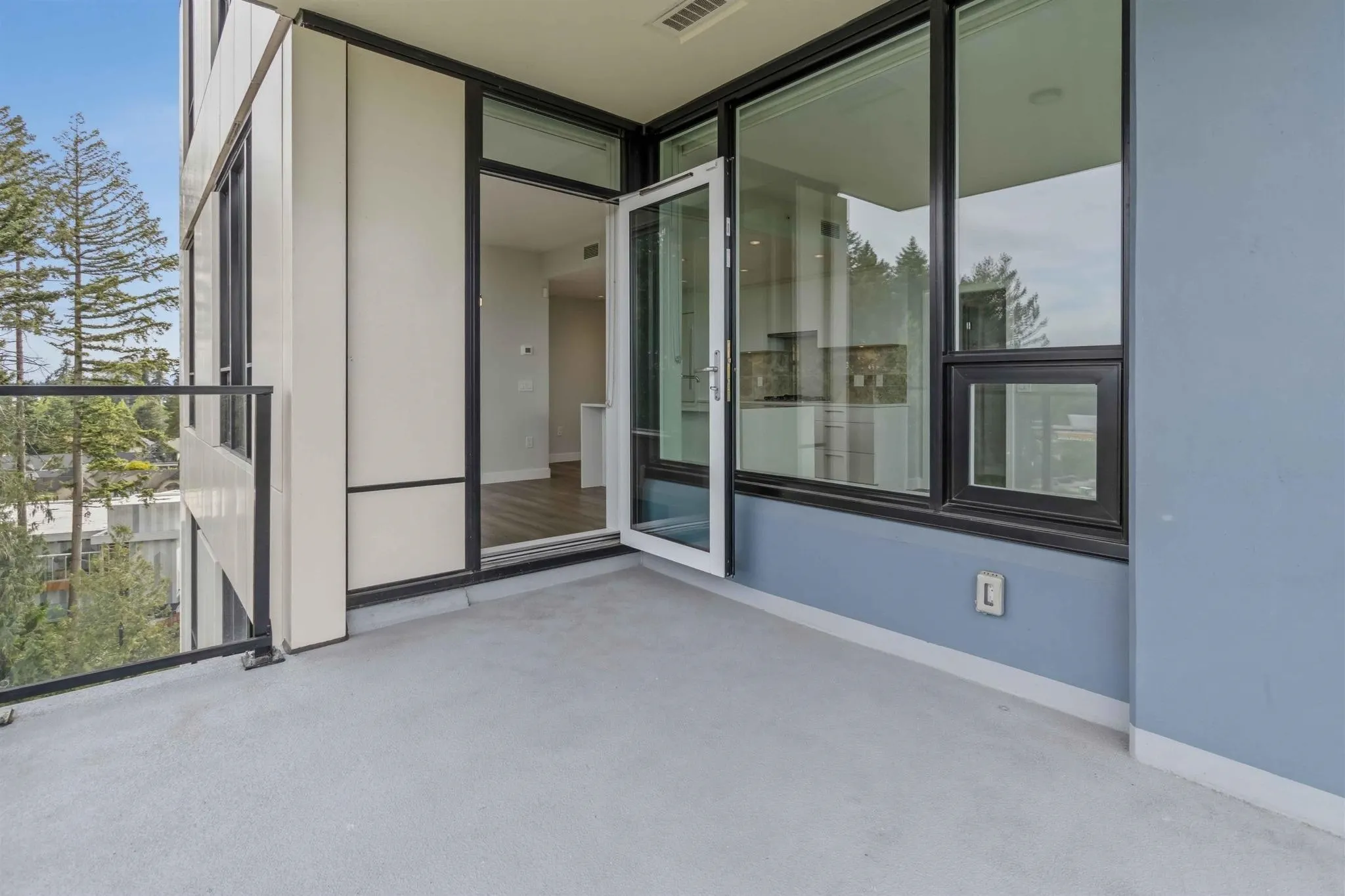 5410 Shortcut Road #1002