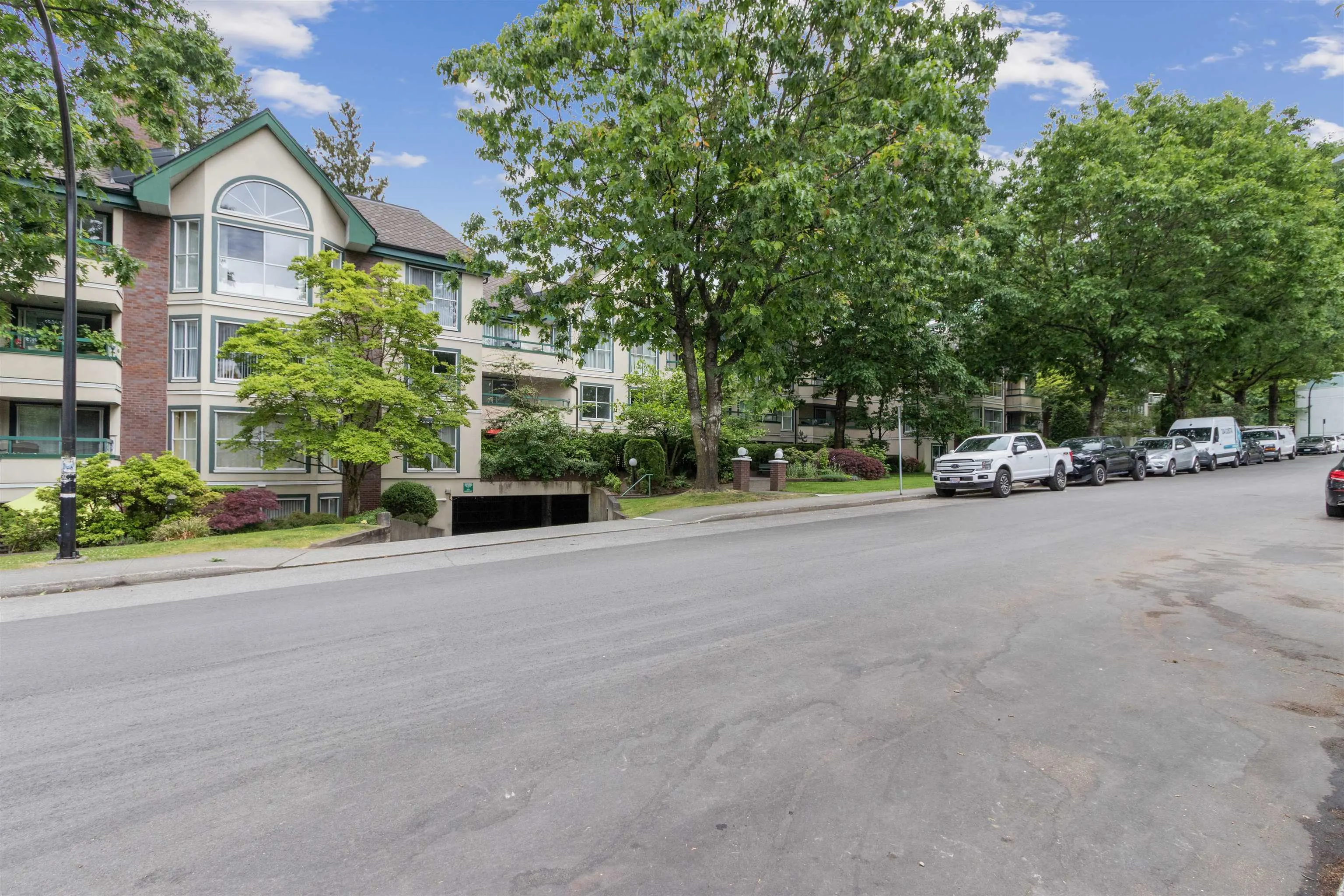 5656 Halley Avenue #204