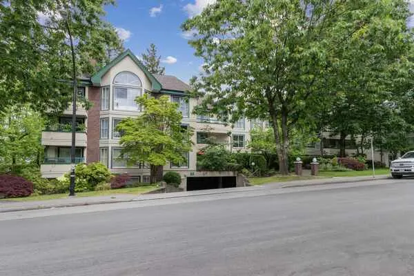 5656 Halley Avenue #204