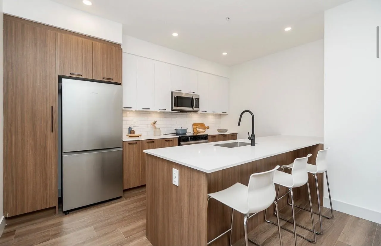 45810 Princess Avenue #412