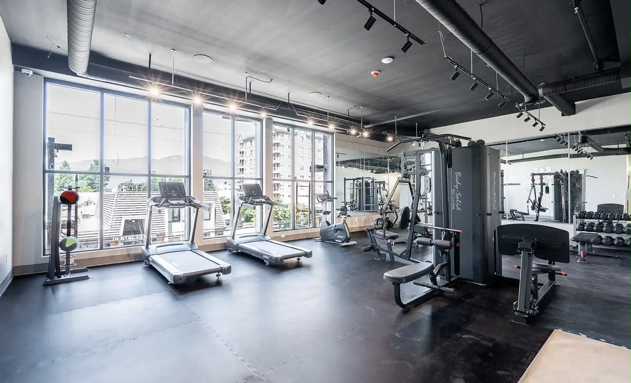 45810 Princess Avenue #412