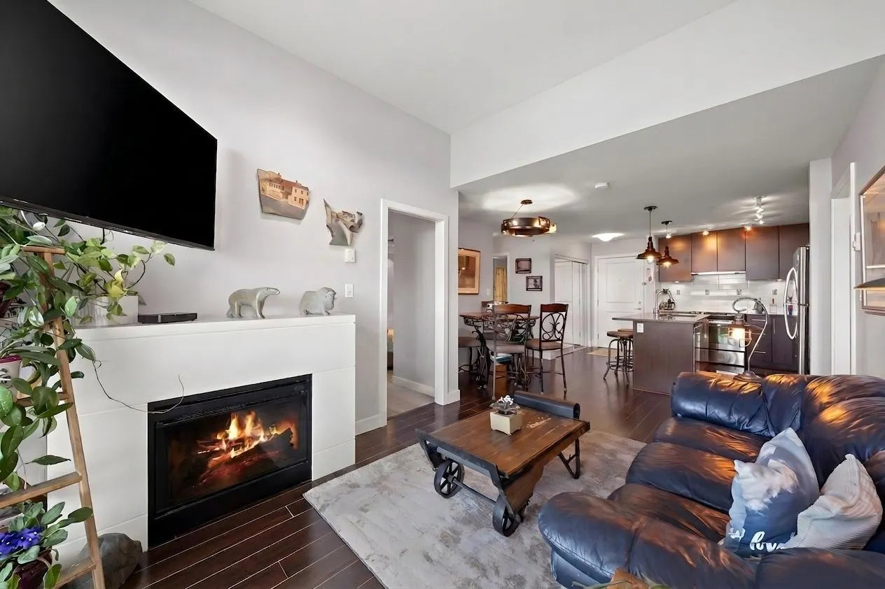 15850 26 Avenue #439