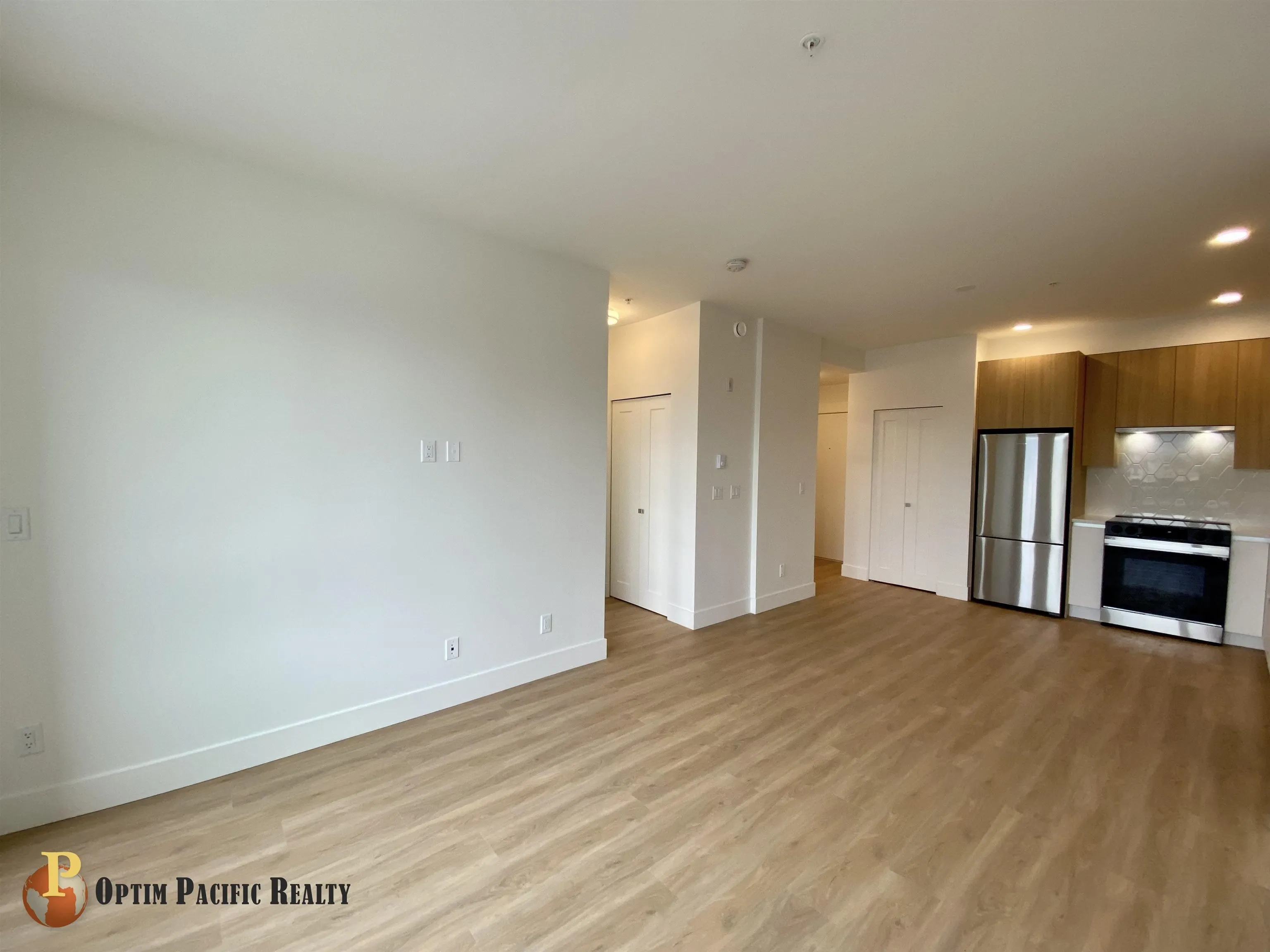 11907 223 Street #5XX