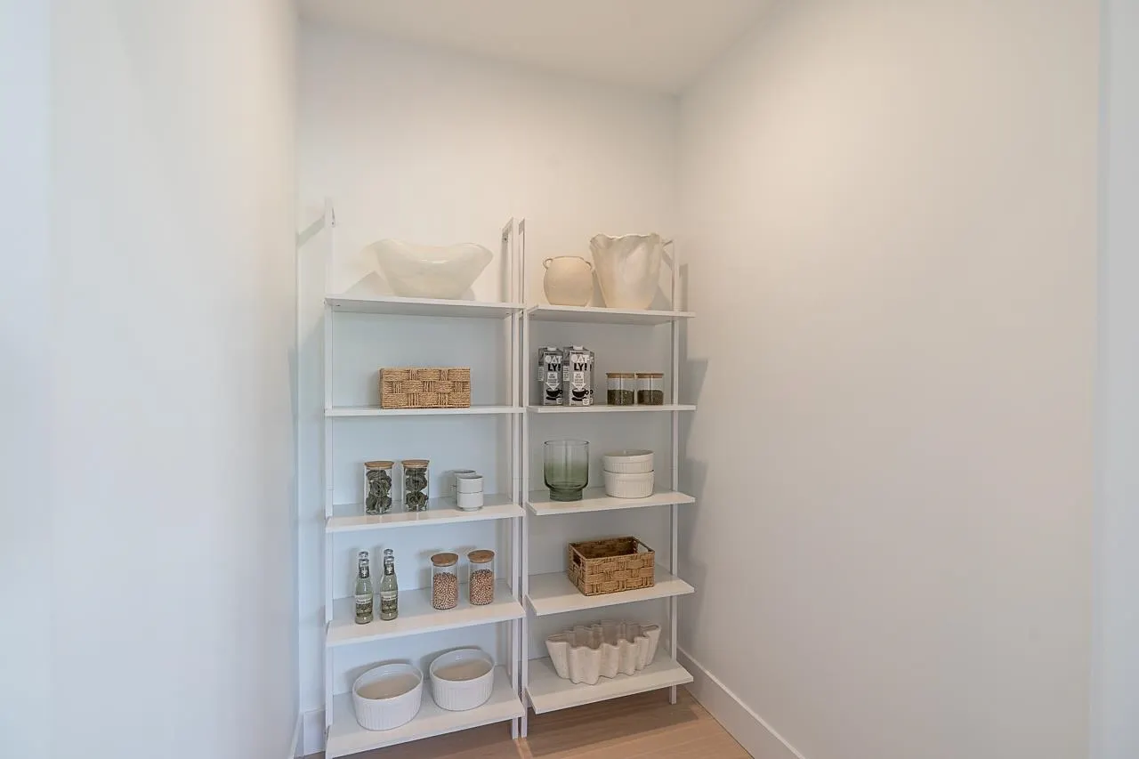 539 W 28th Avenue #202