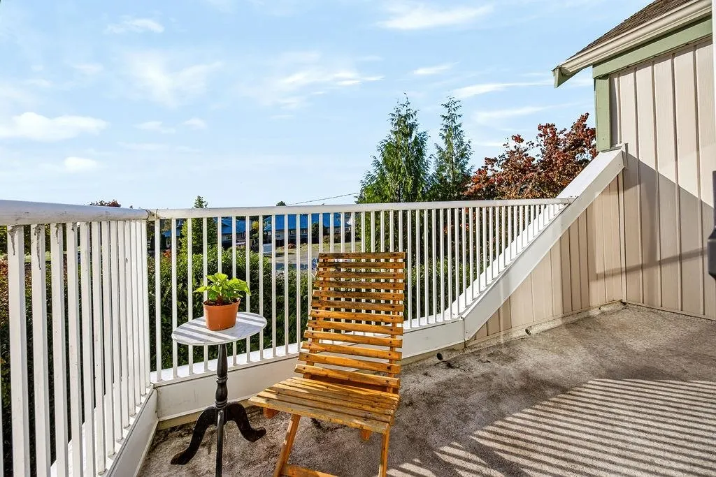 735 Park Road #3