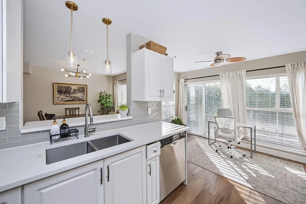 735 Park Road #3