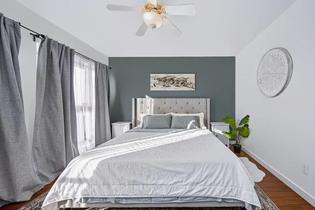 735 Park Road #3