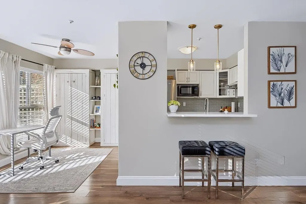 735 Park Road #3