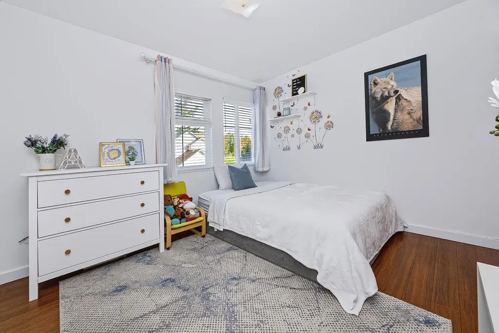 735 Park Road #3