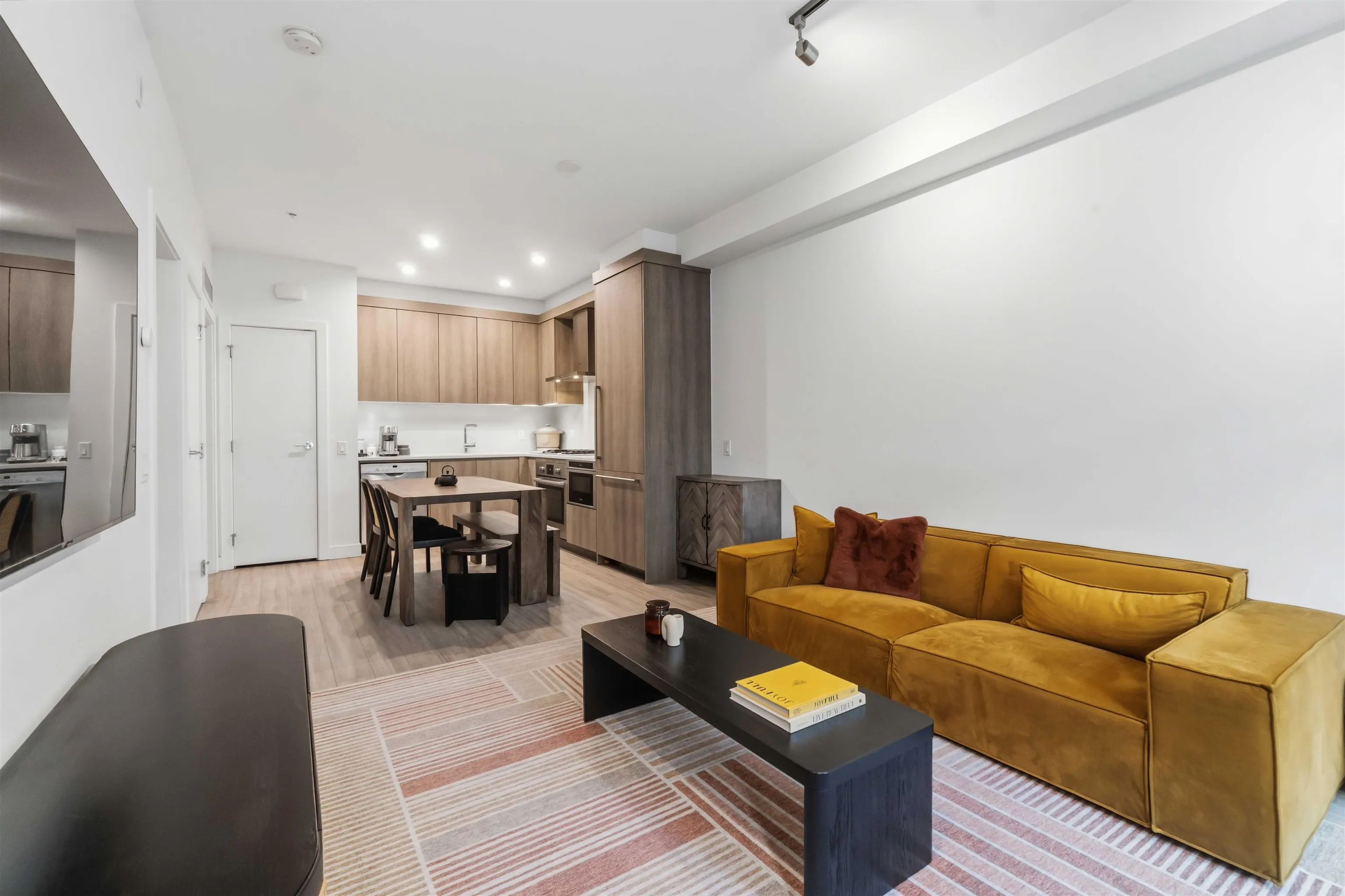 2060 Curling Road #114