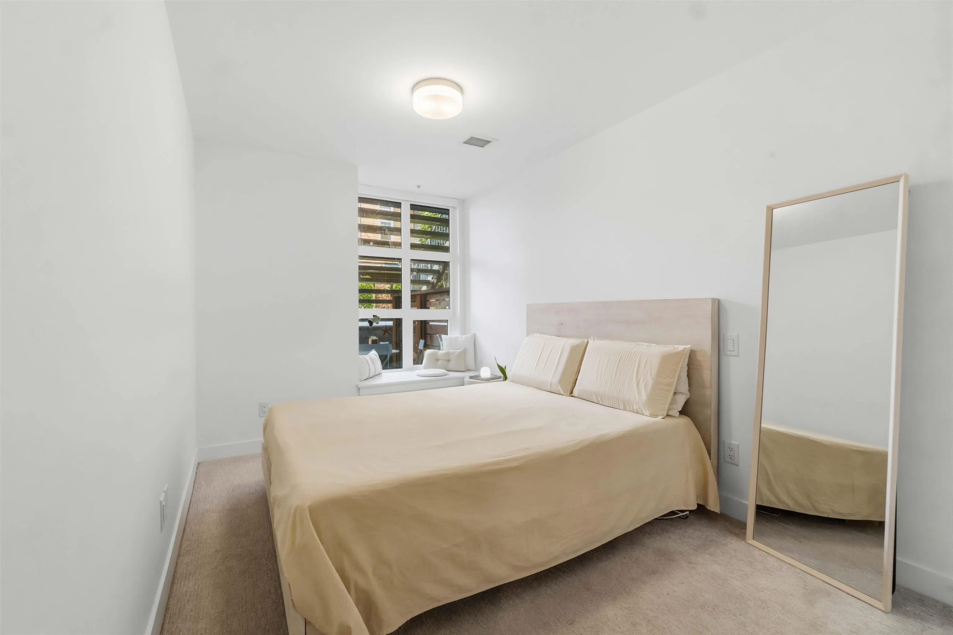 2060 Curling Road #114