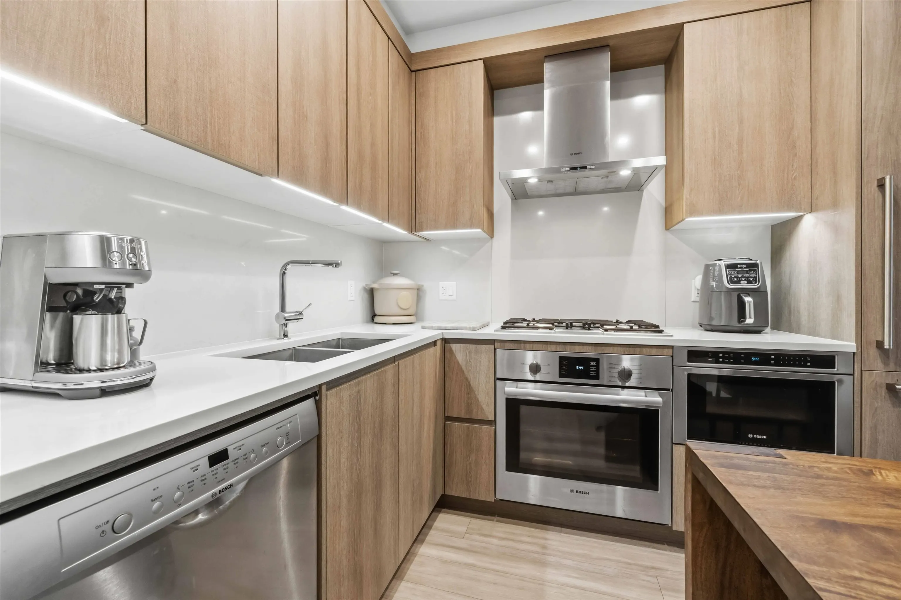 2060 Curling Road #114