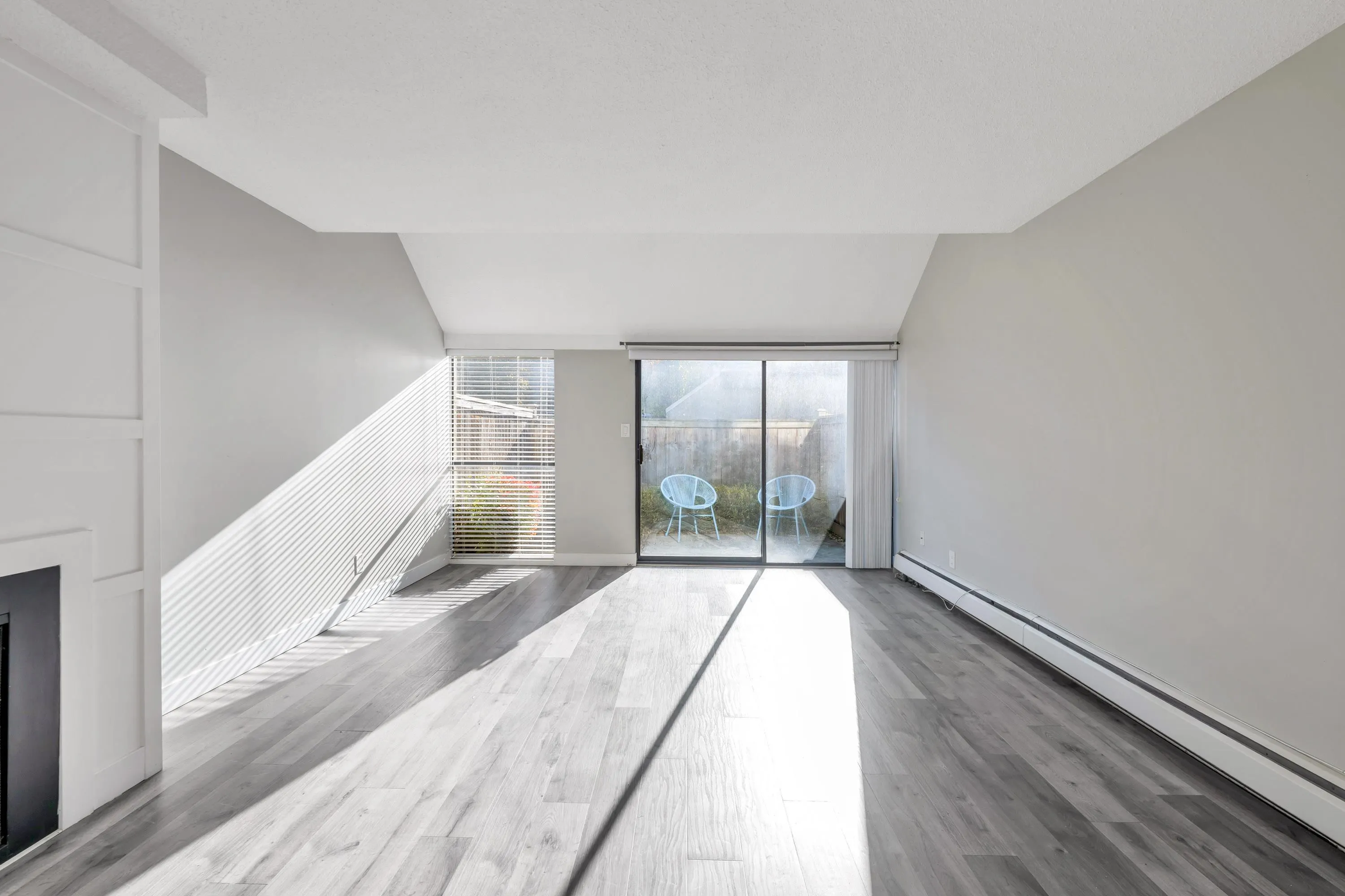 17720 60 Avenue #106