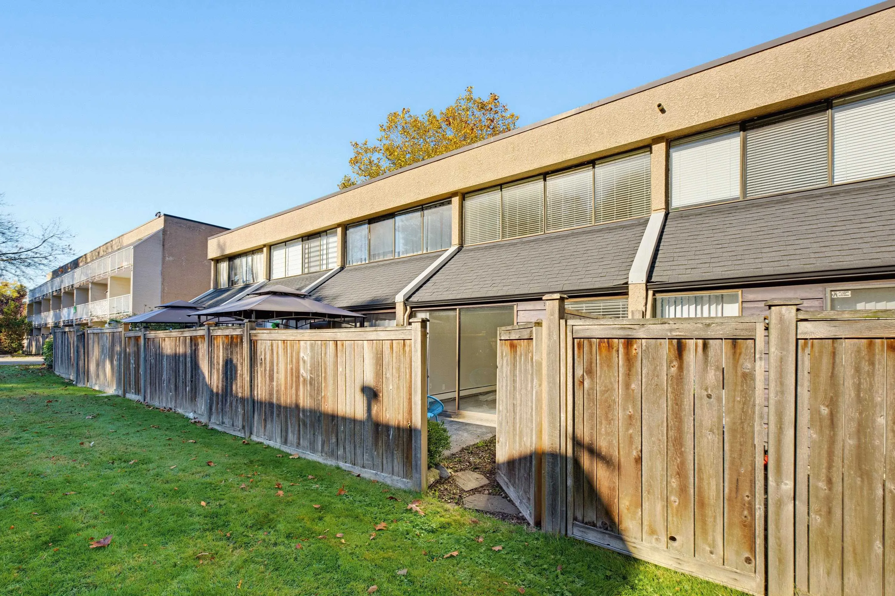 17720 60 Avenue #106