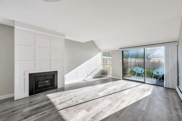 17720 60 Avenue #106