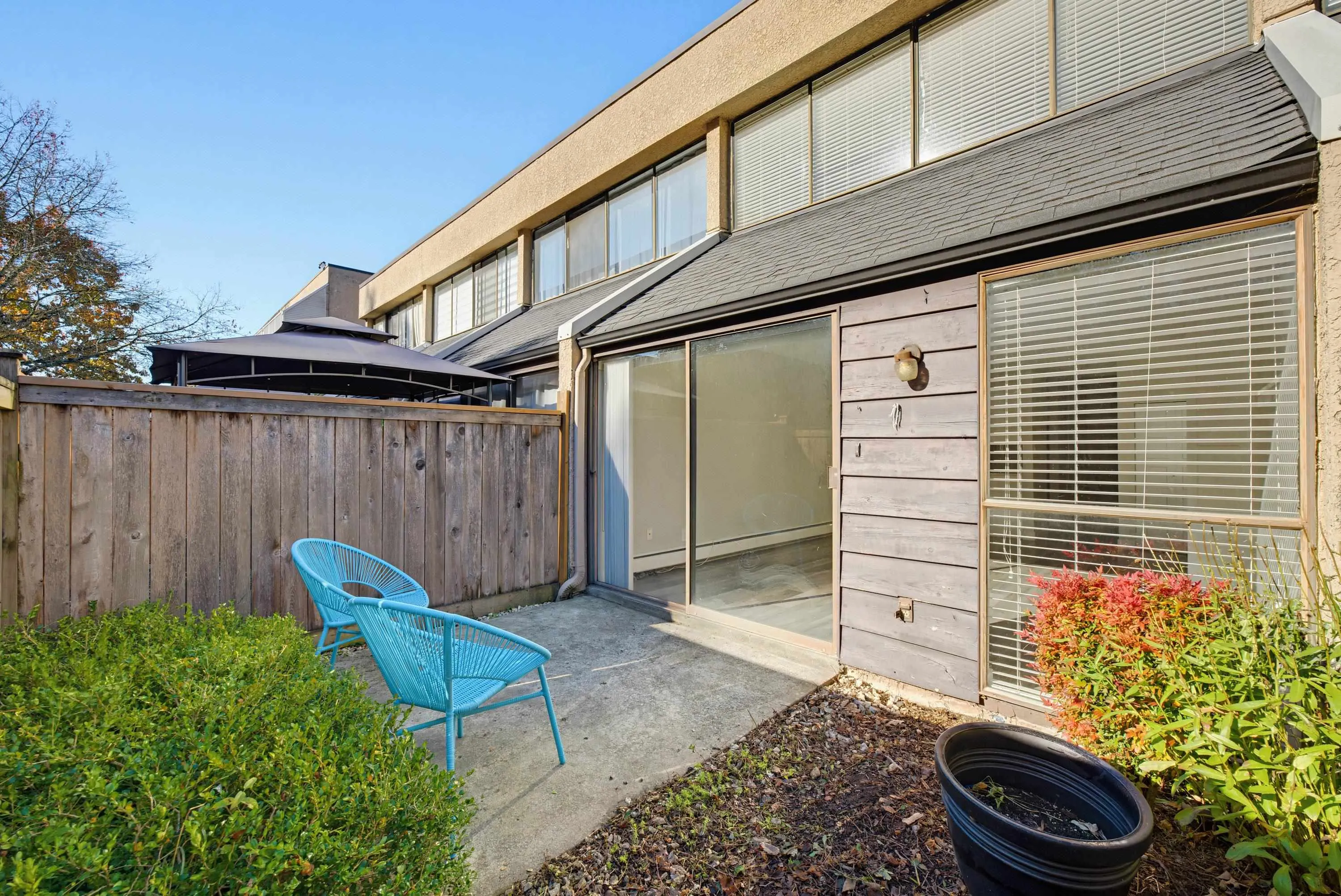 17720 60 Avenue #106