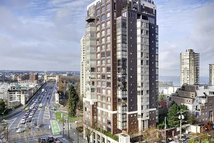 1330 Burrard Street #517