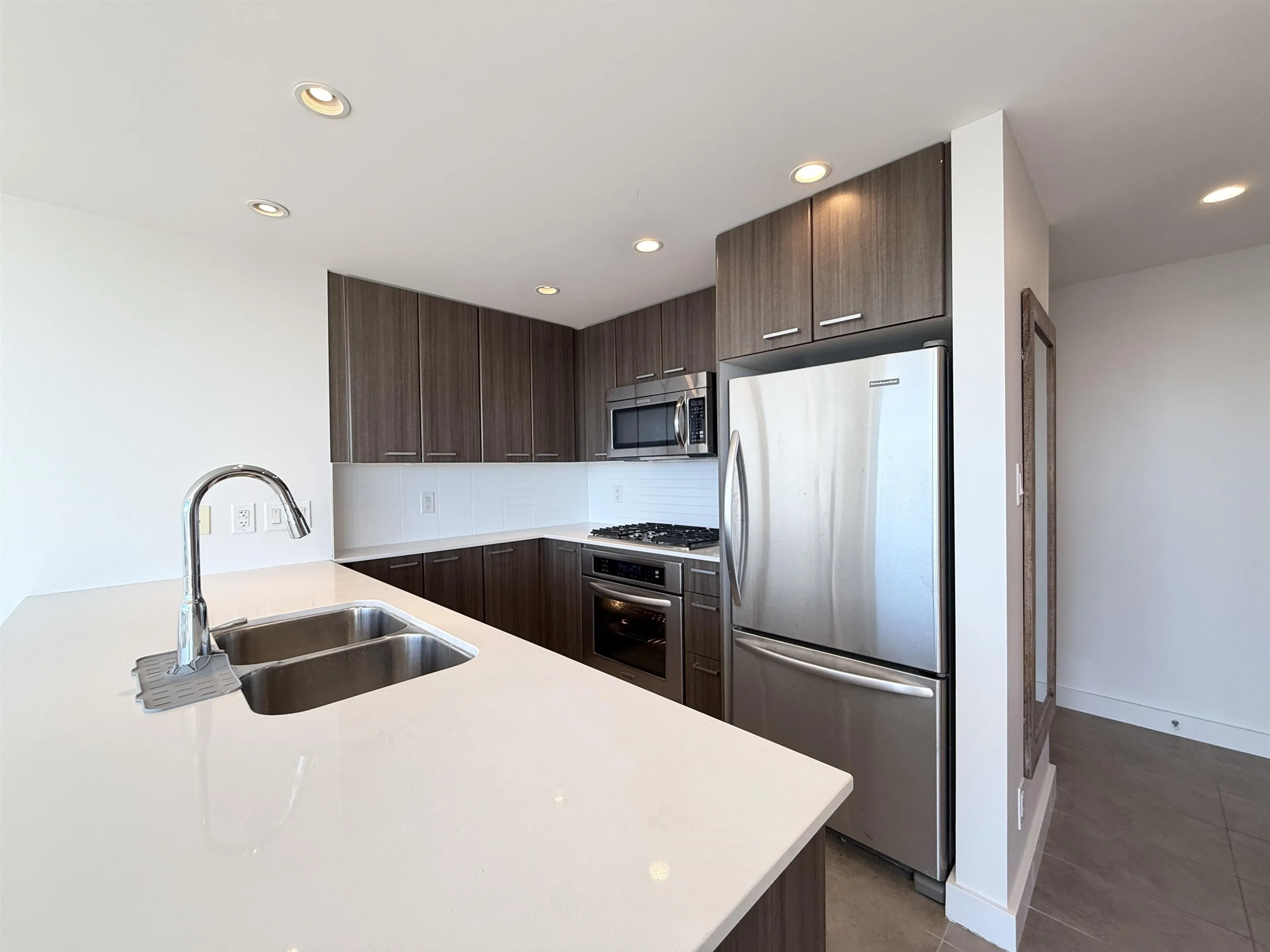 2955 Atlantic Avenue #4006