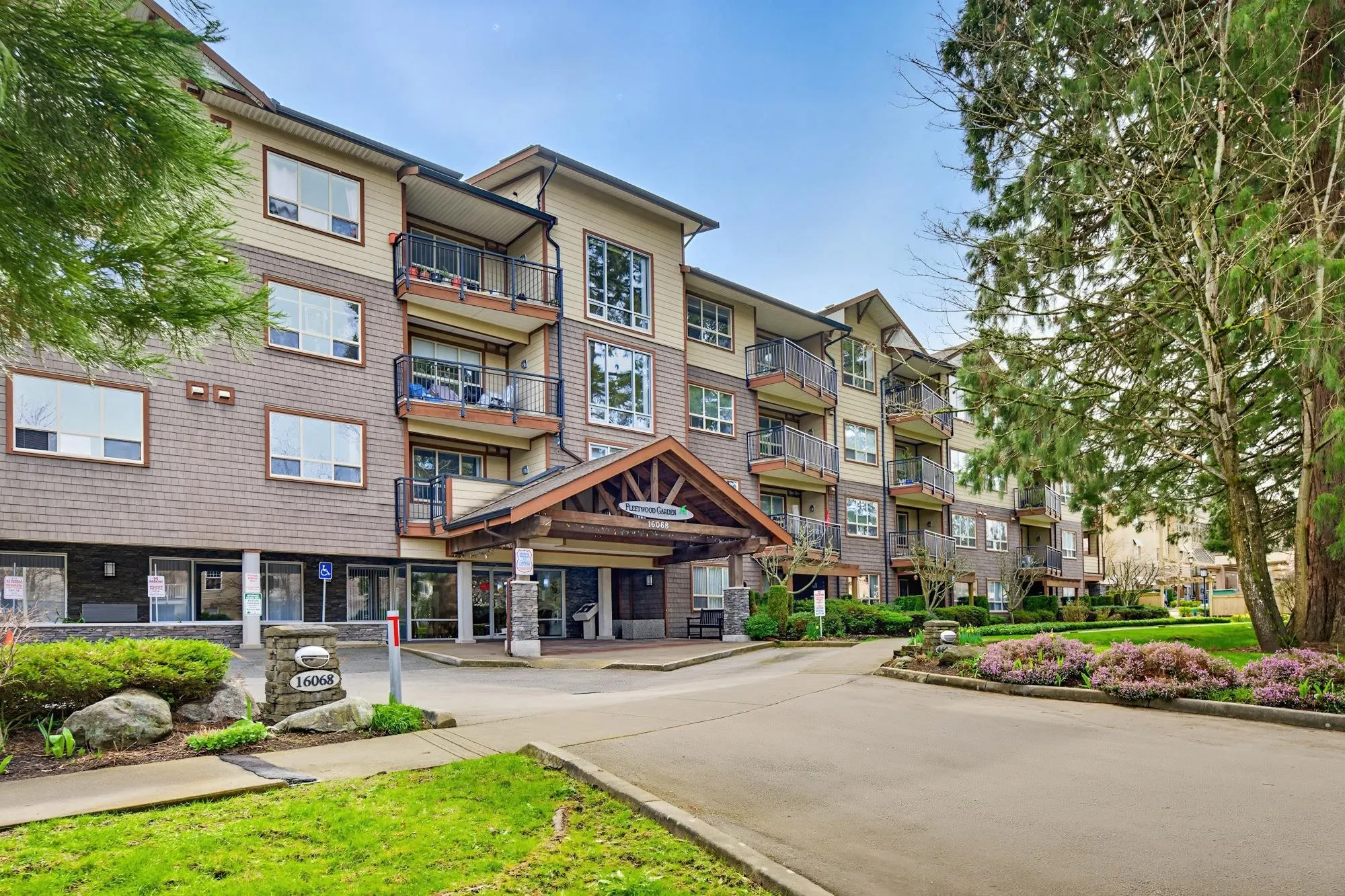 16068 83 Avenue #411