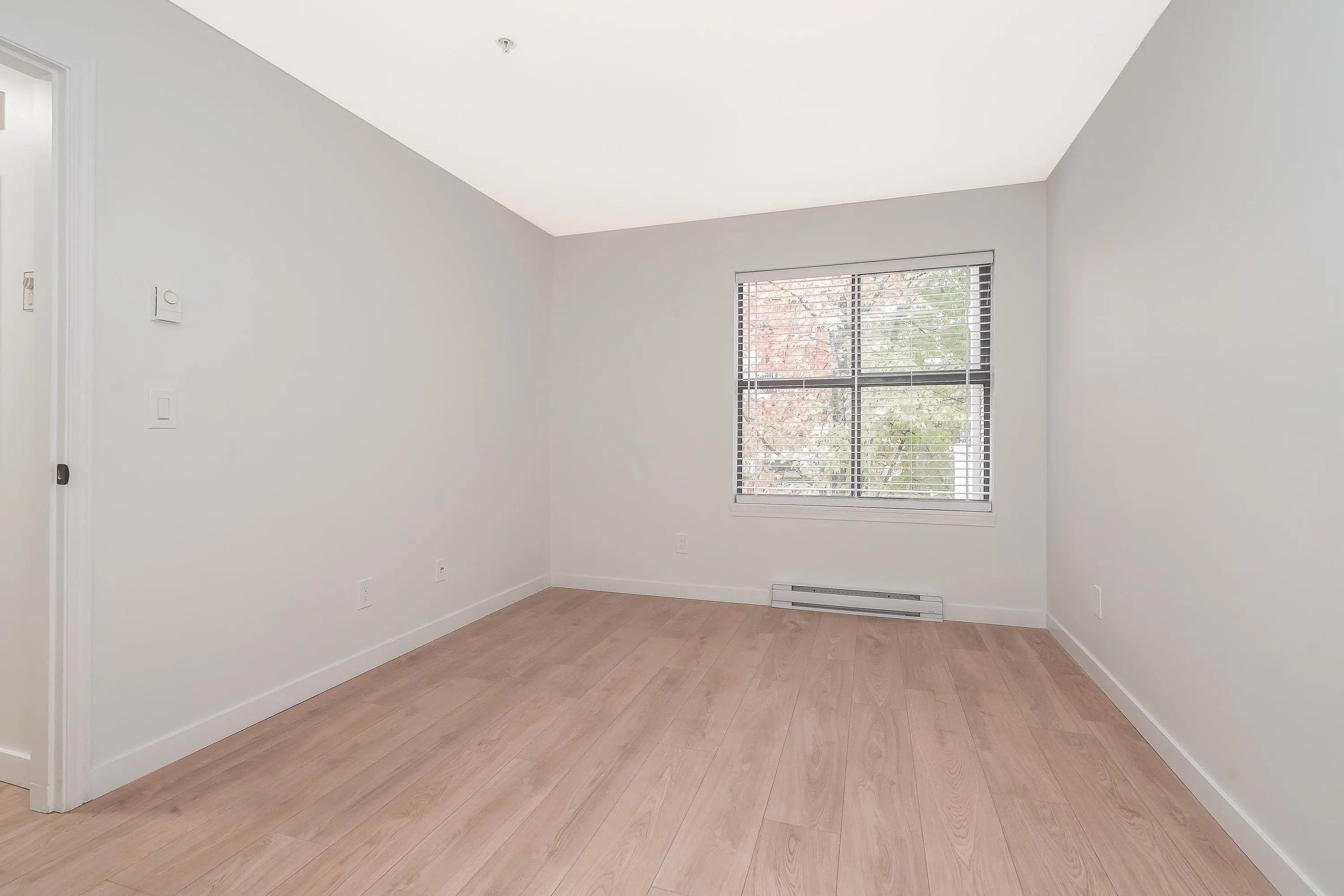20268 54 Avenue #207