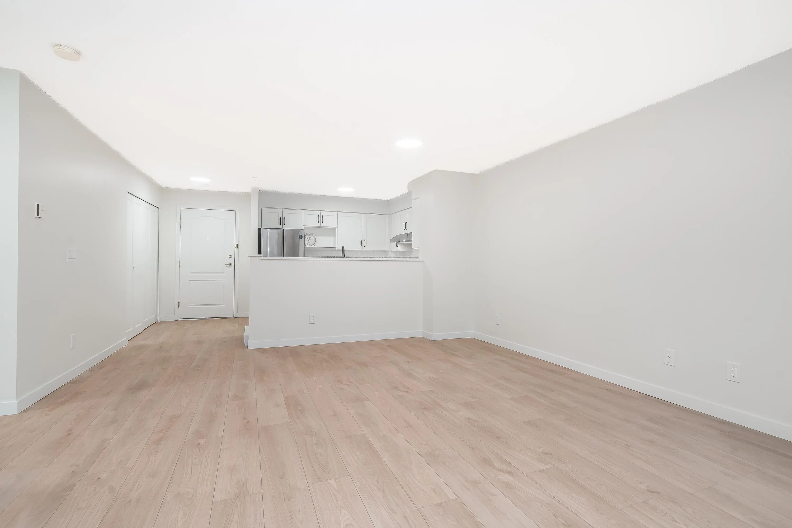 20268 54 Avenue #207
