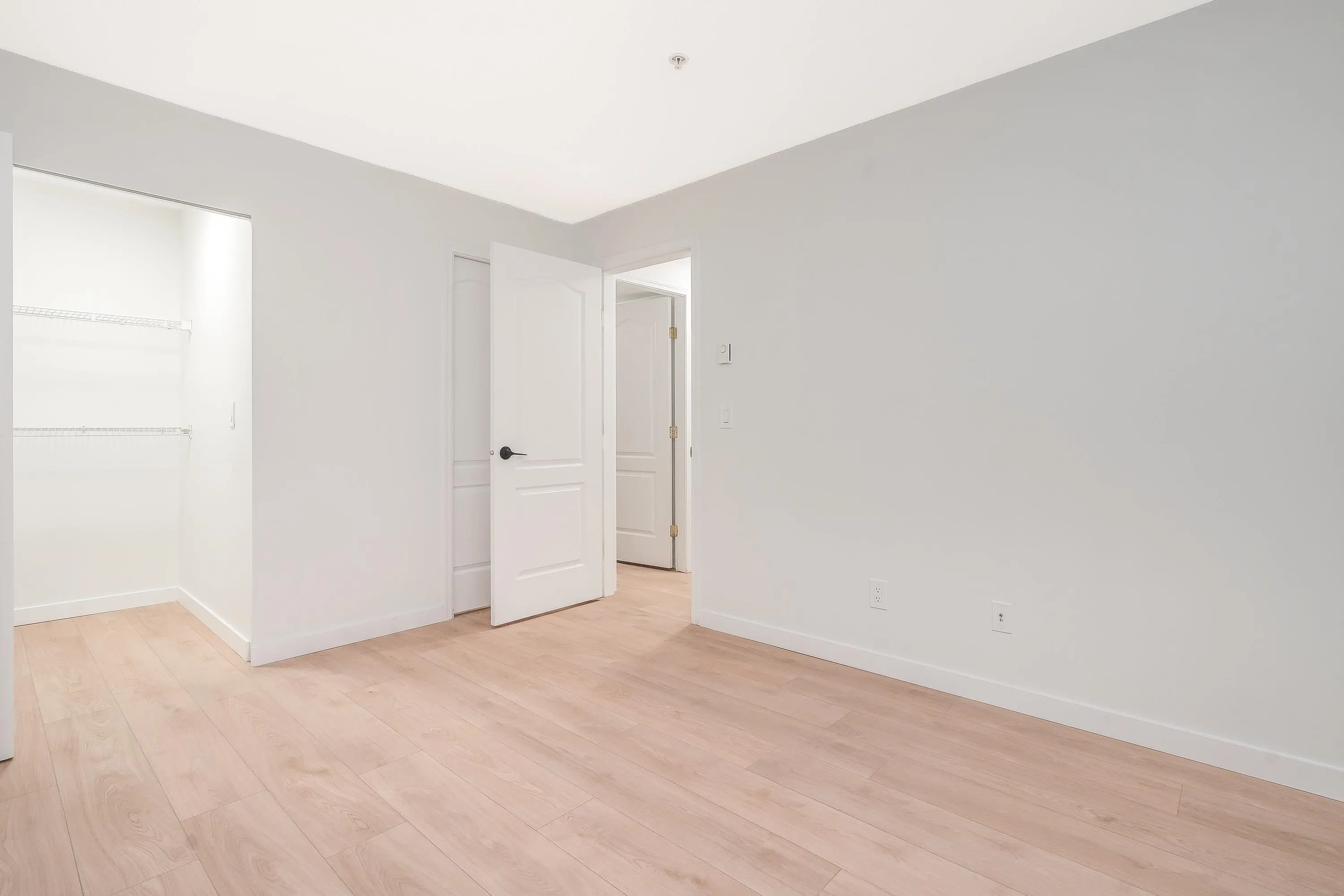 20268 54 Avenue #207