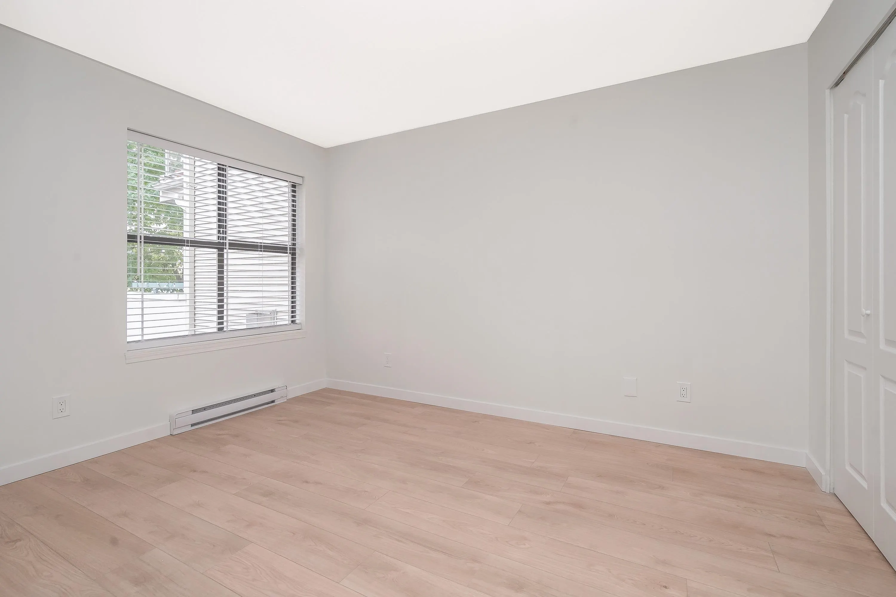 20268 54 Avenue #207