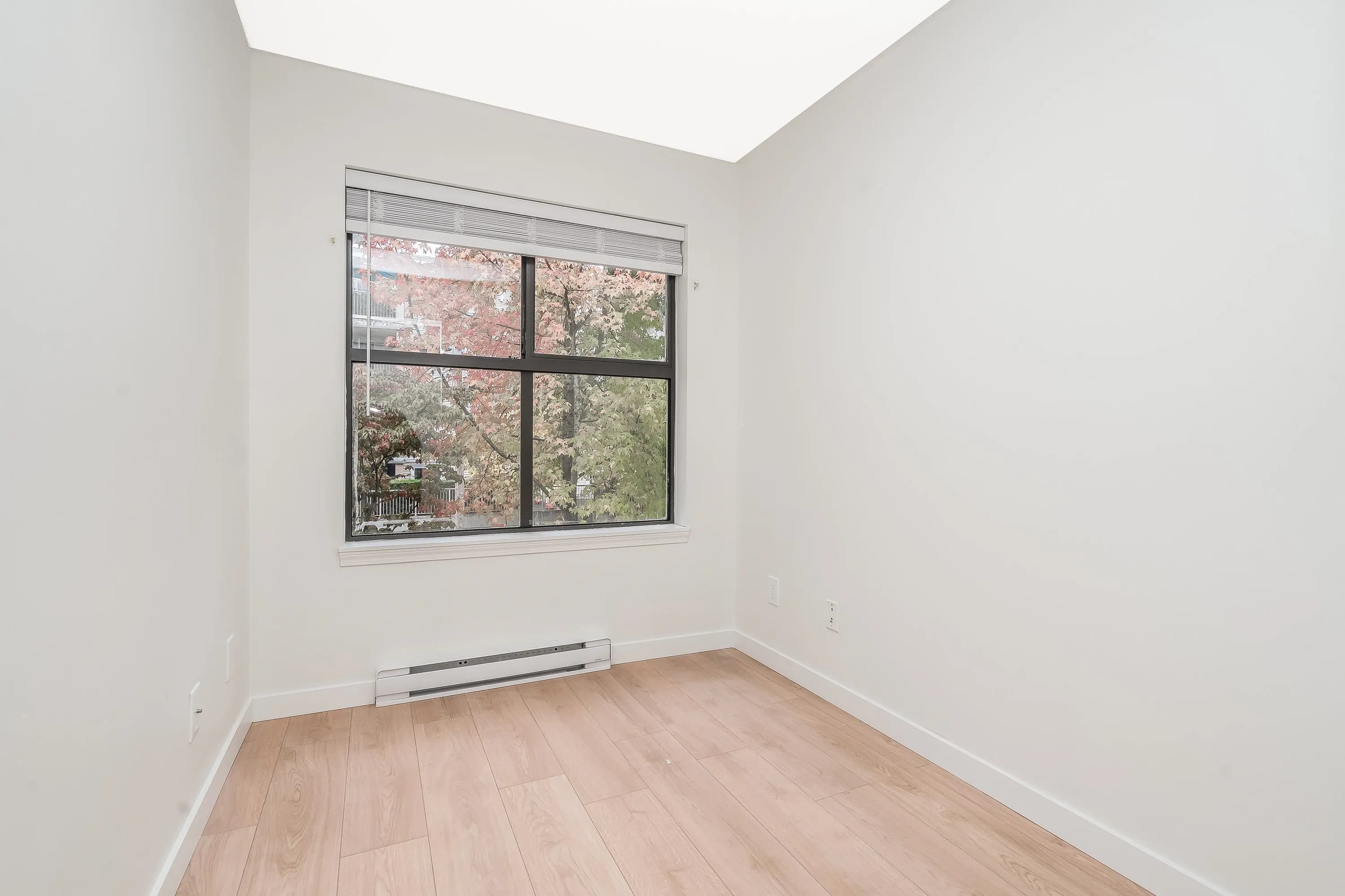 20268 54 Avenue #207