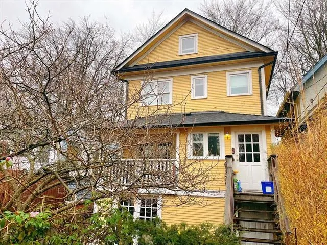 50 E 40 Avenue