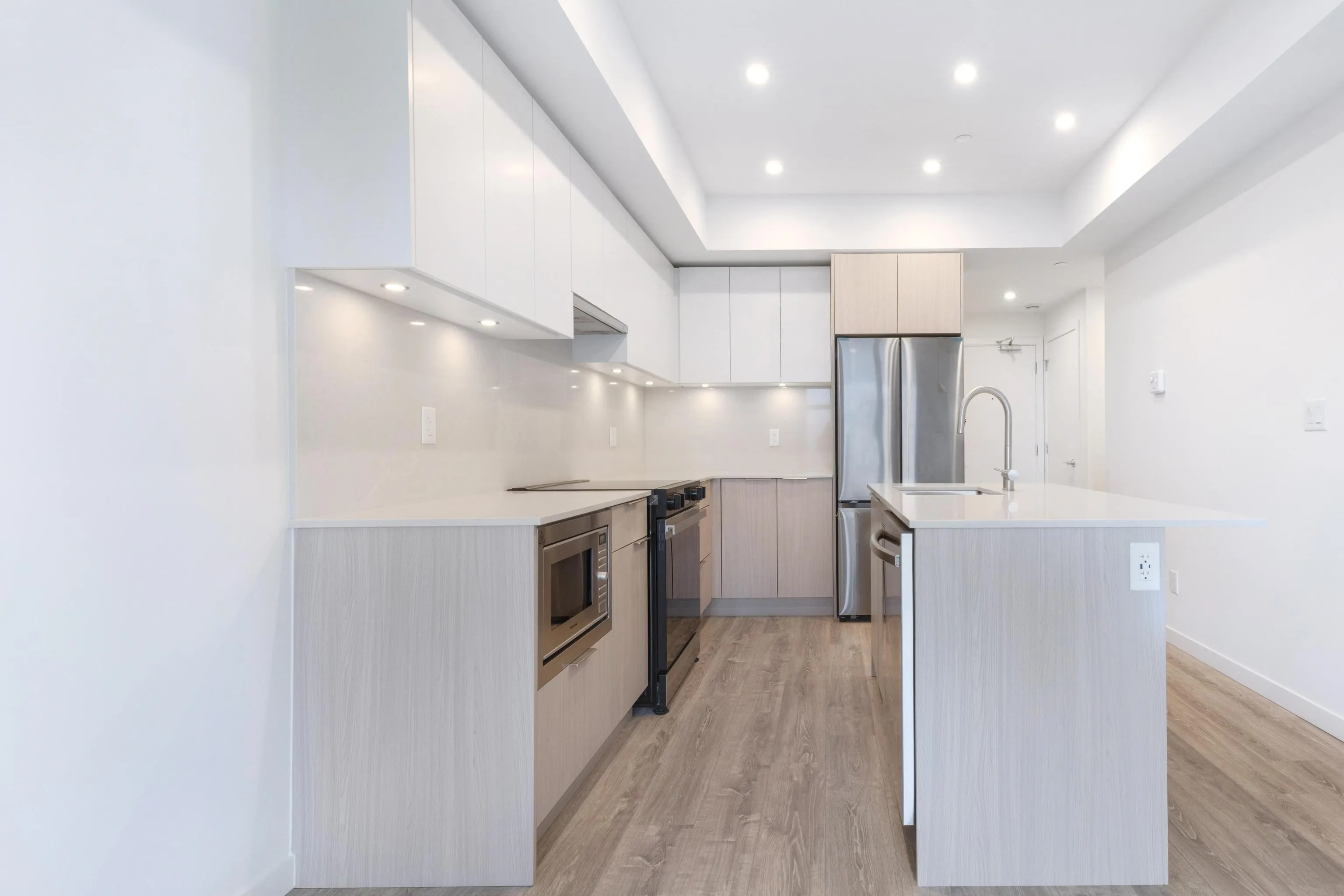 10828 139a Street #607