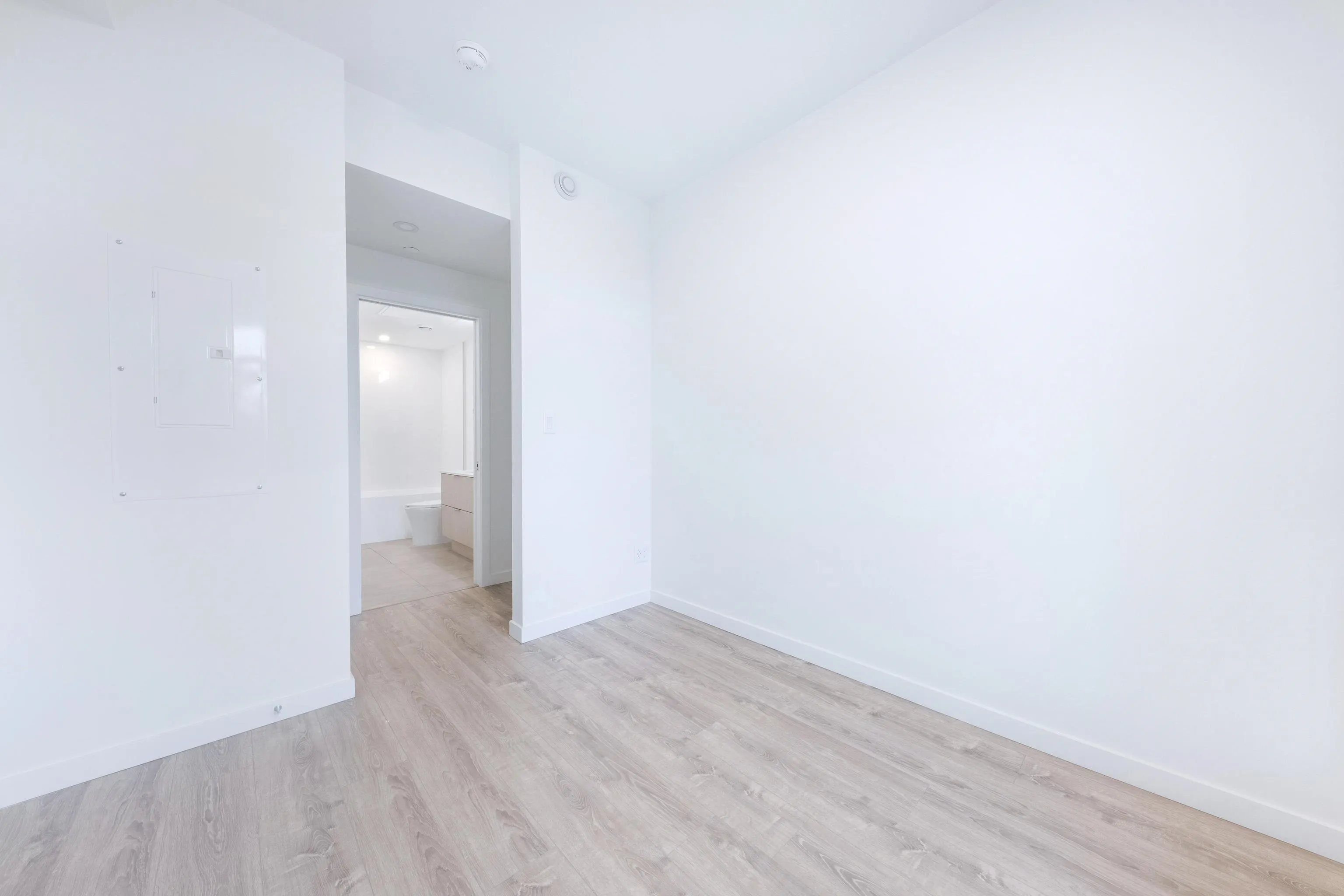 10828 139a Street #607