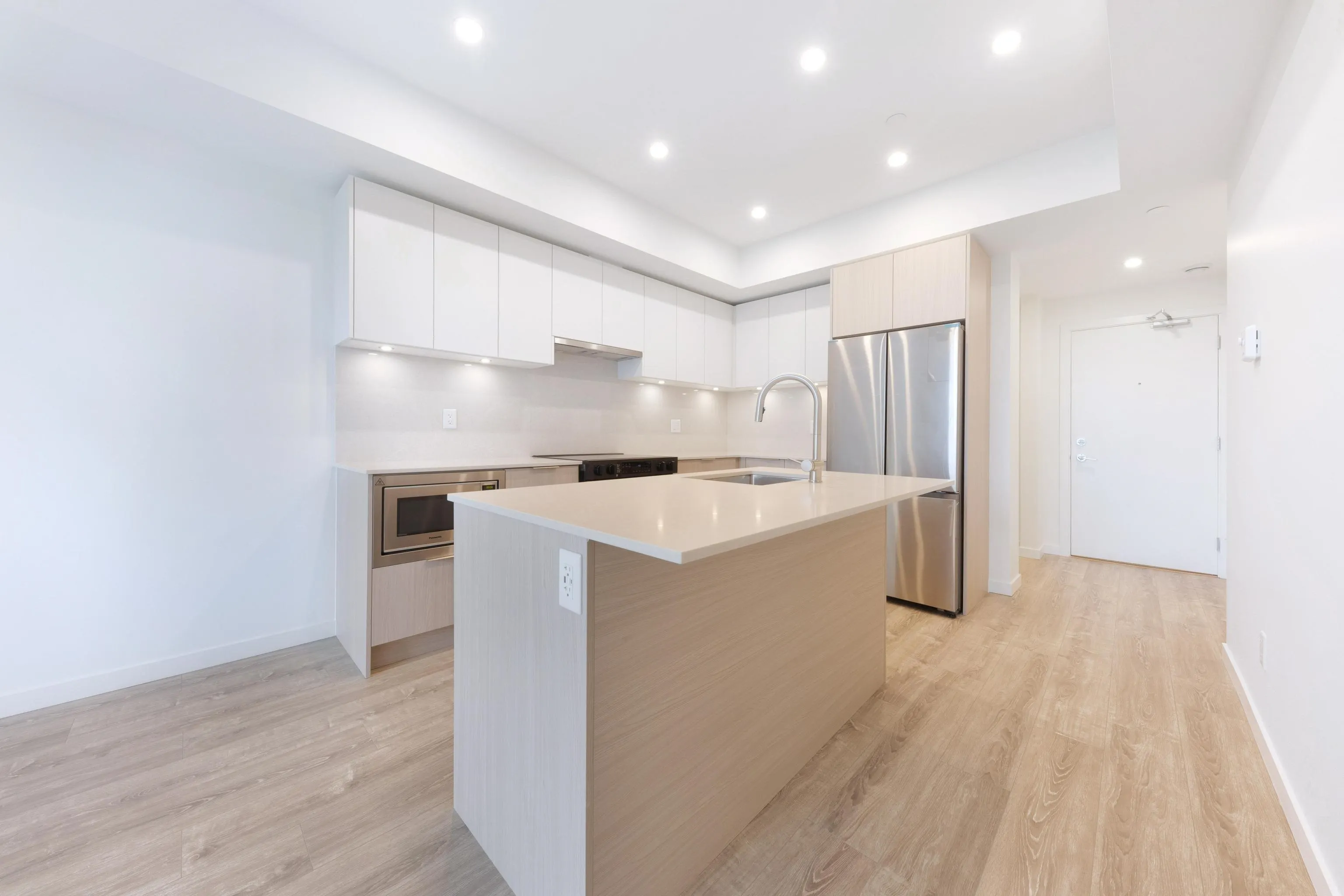 10828 139a Street #607