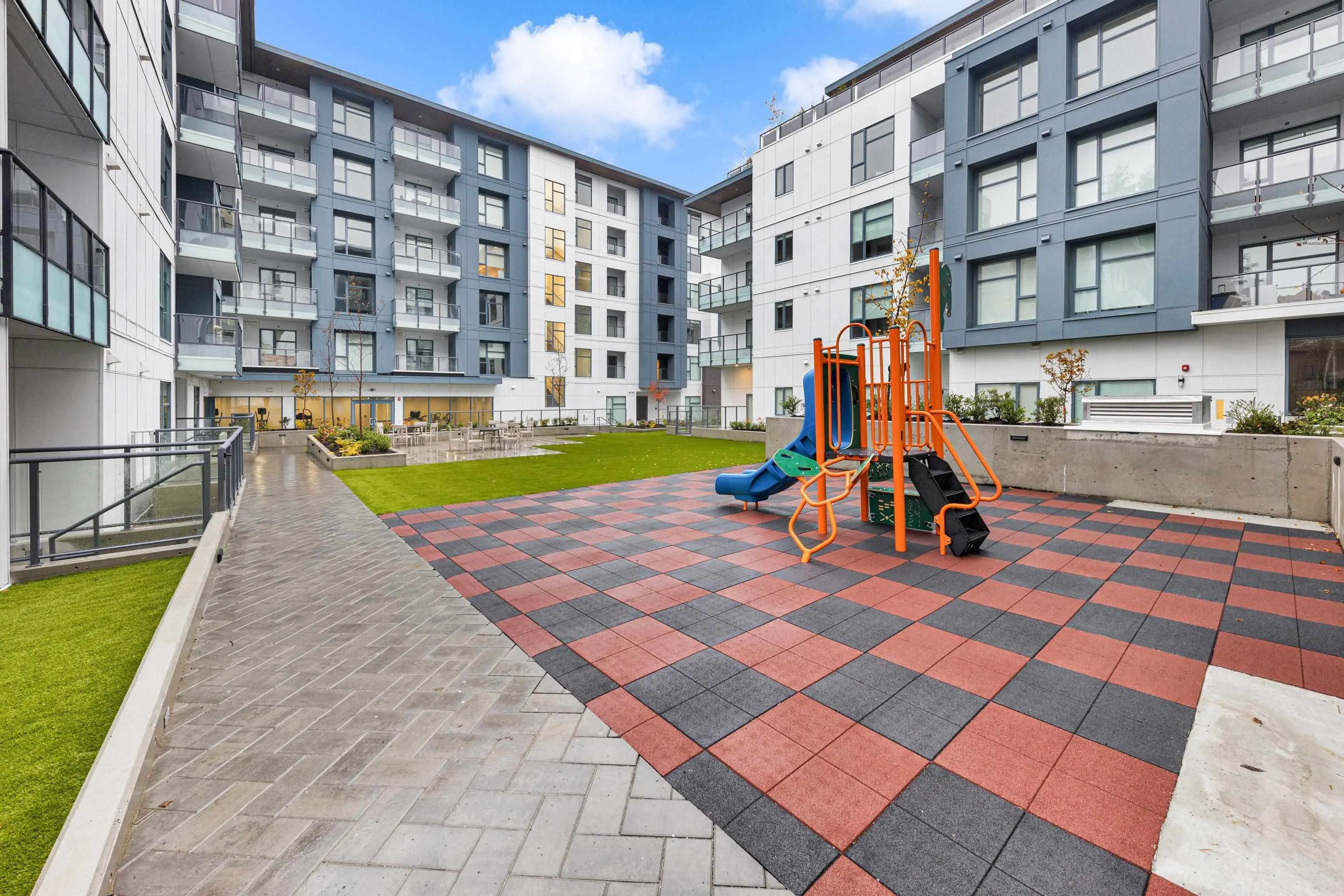 10828 139a Street #607