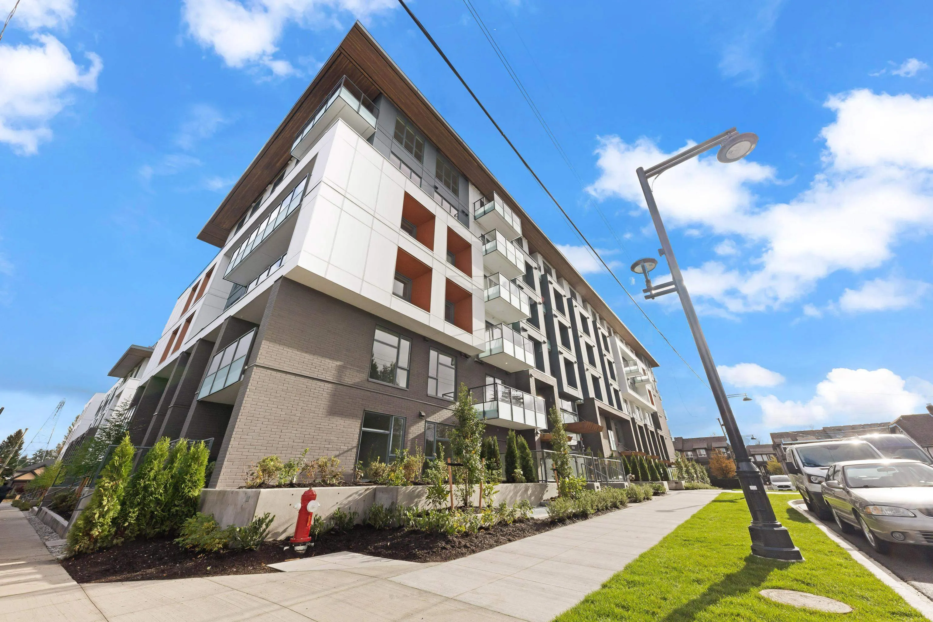 10828 139a Street #607